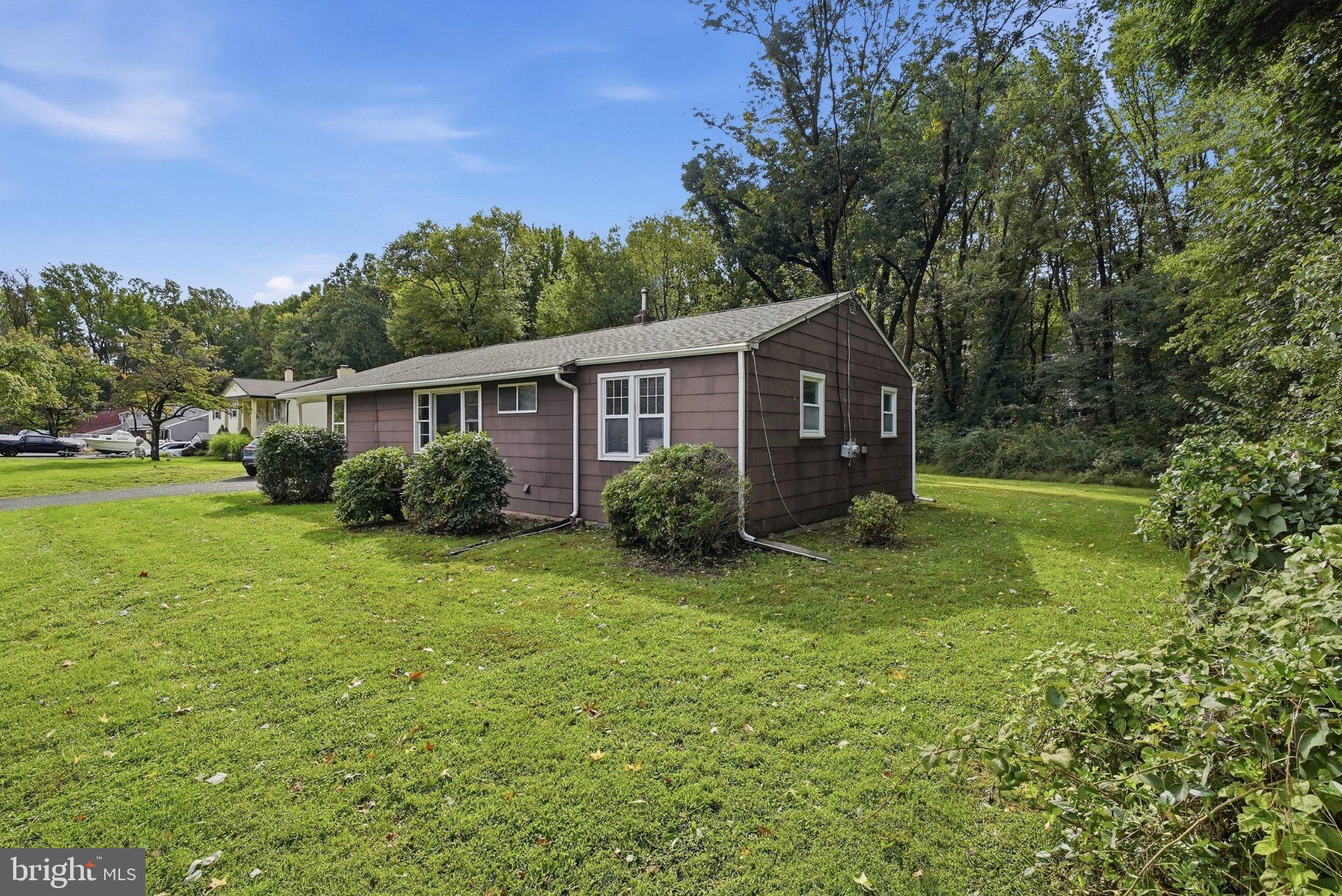 2584 GALLOWAY ROAD