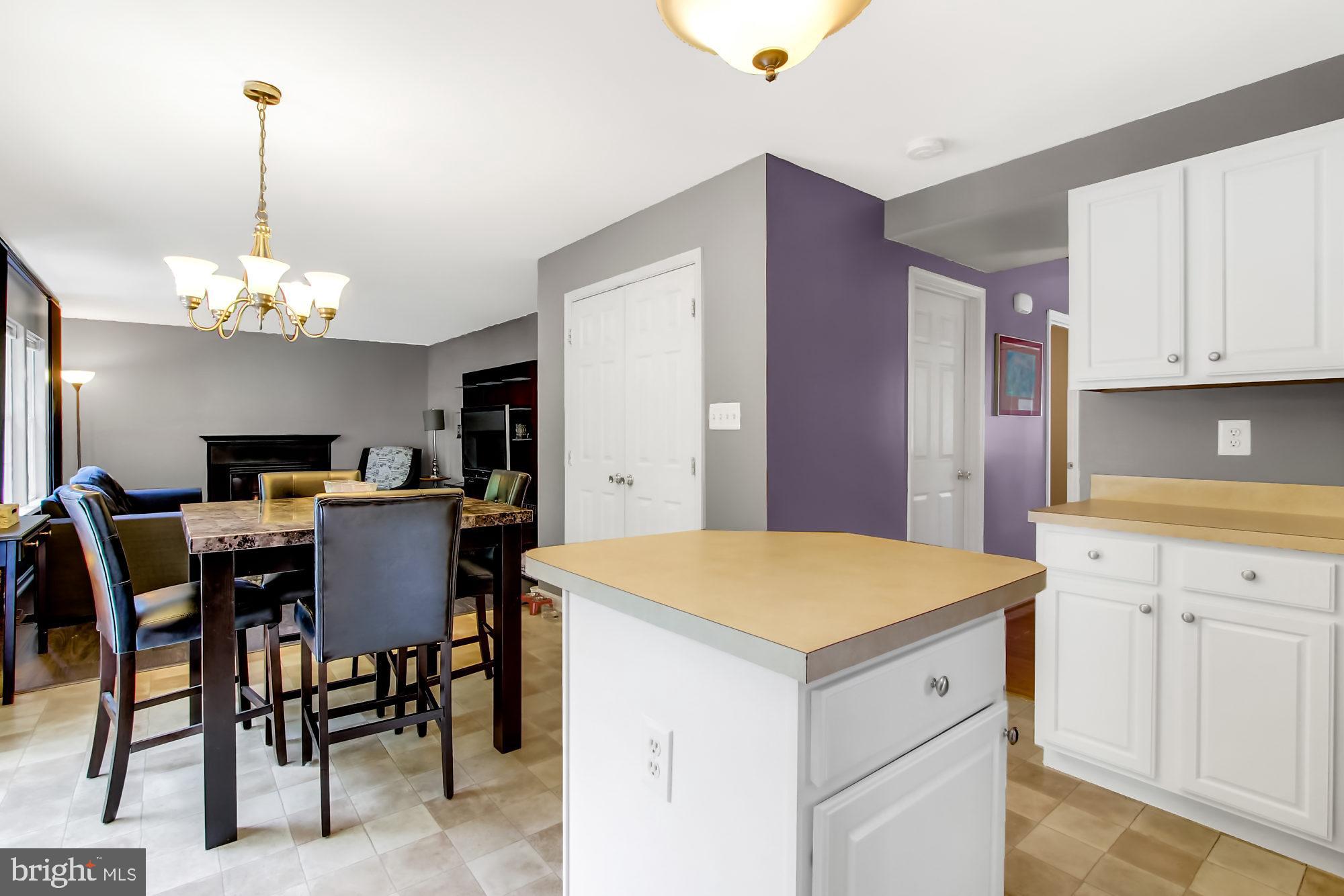 FOREST LAKES - Residential