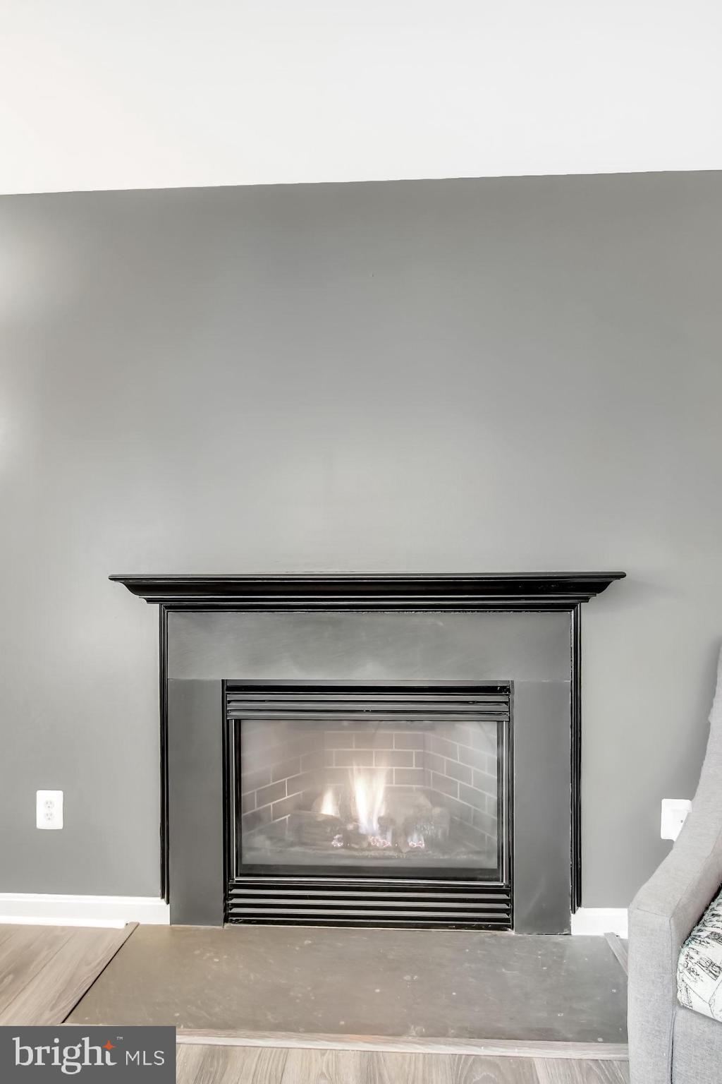 FOREST LAKES - Residential