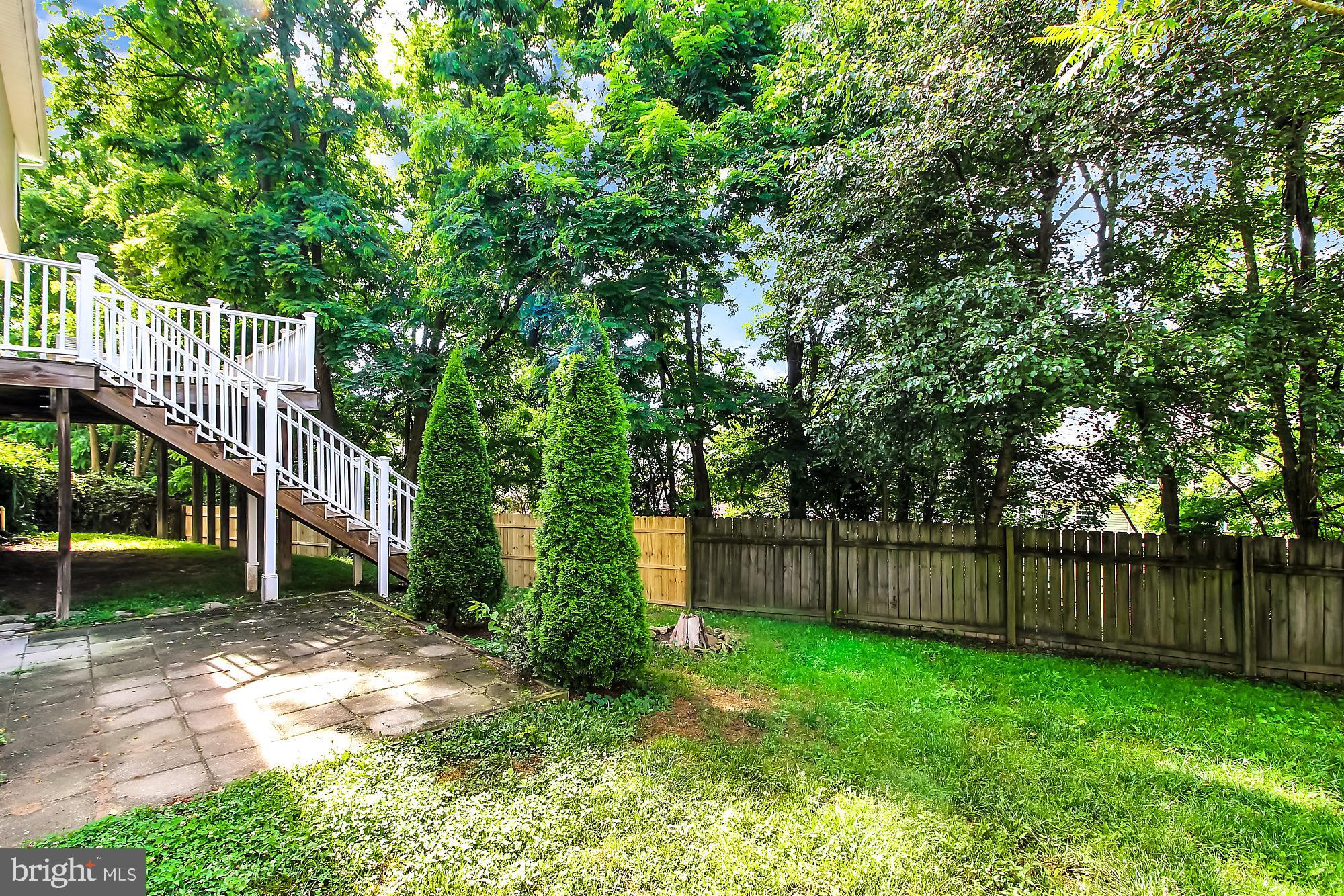 FOREST LAKES - Residential