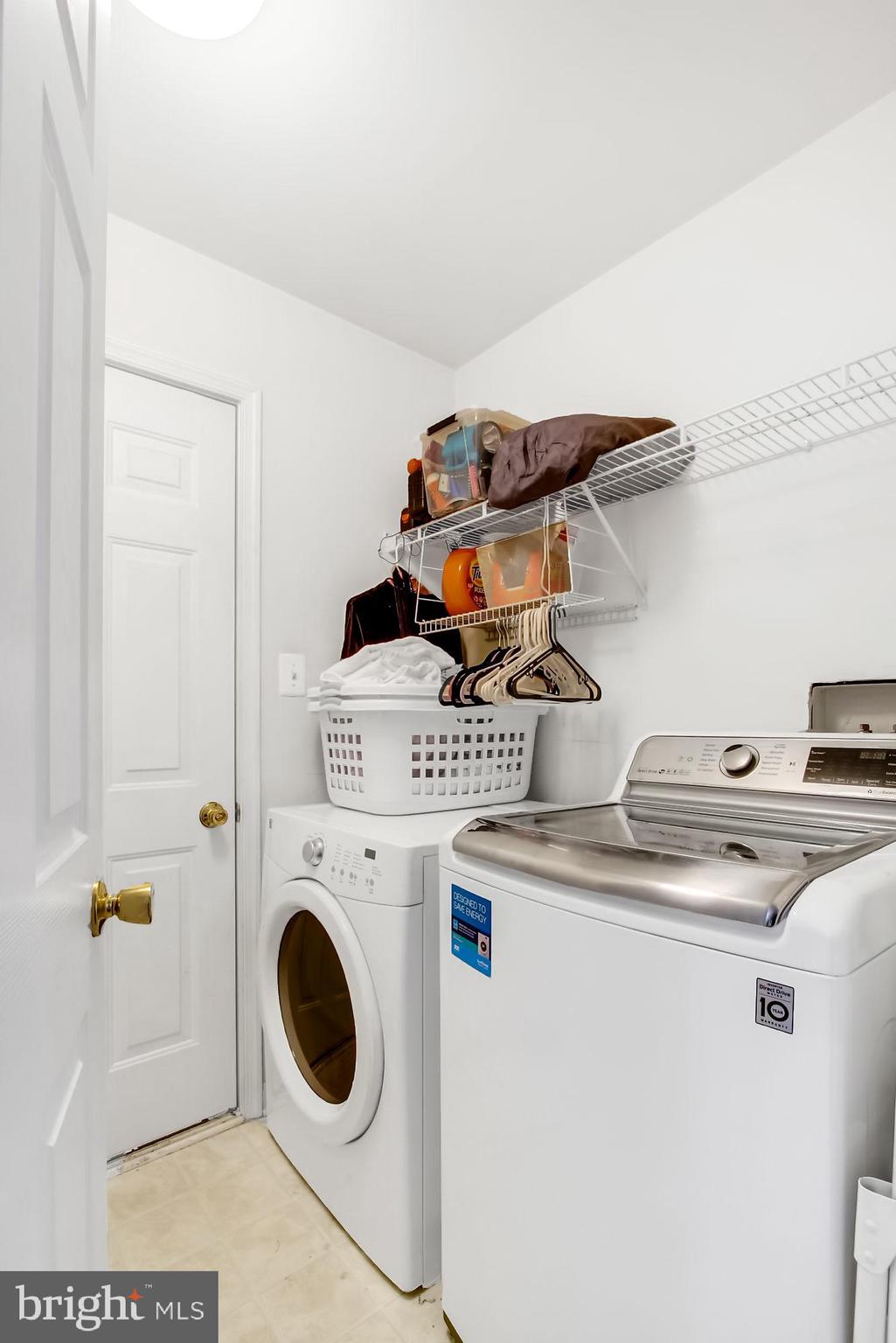 FOREST LAKES - Residential