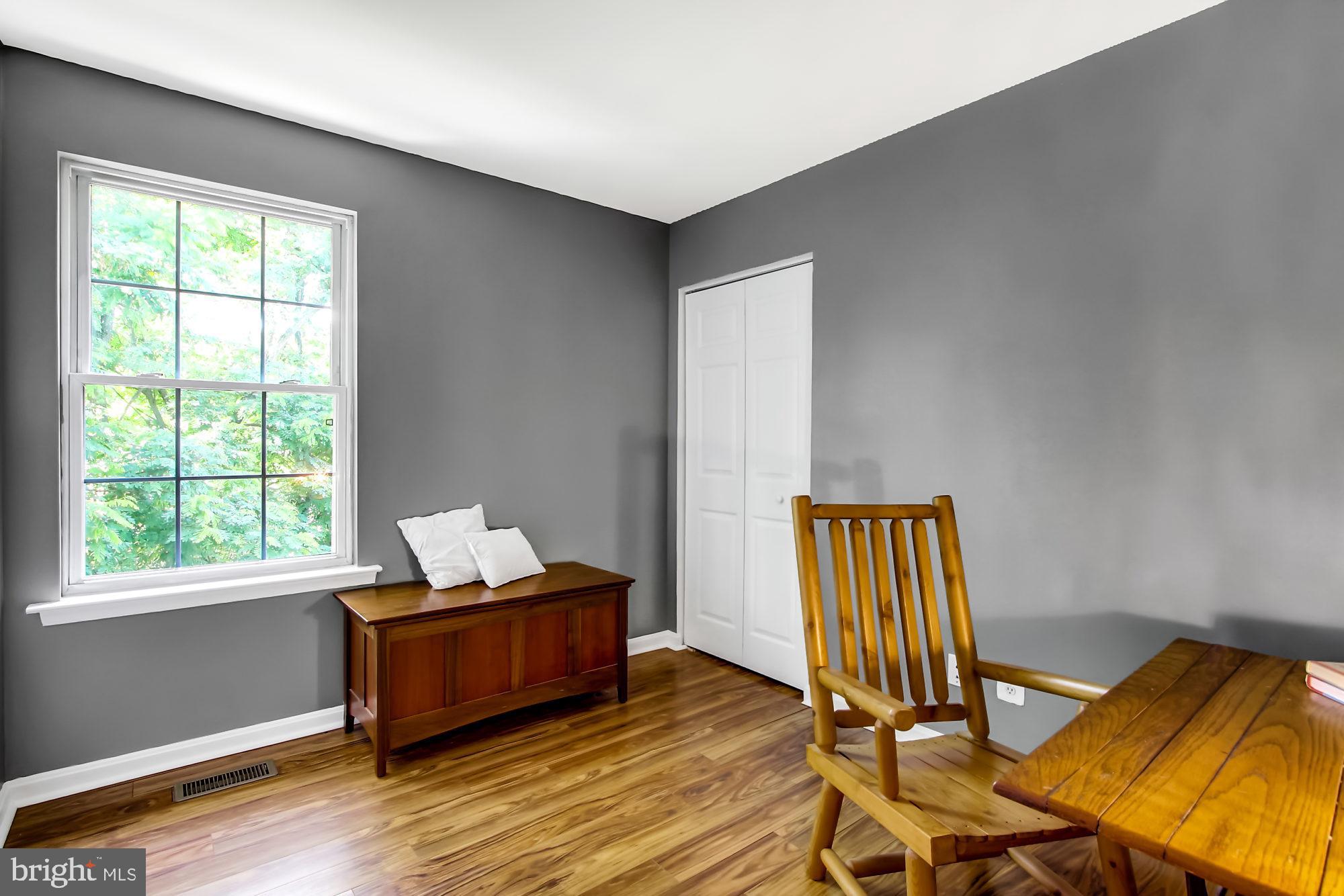 FOREST LAKES - Residential