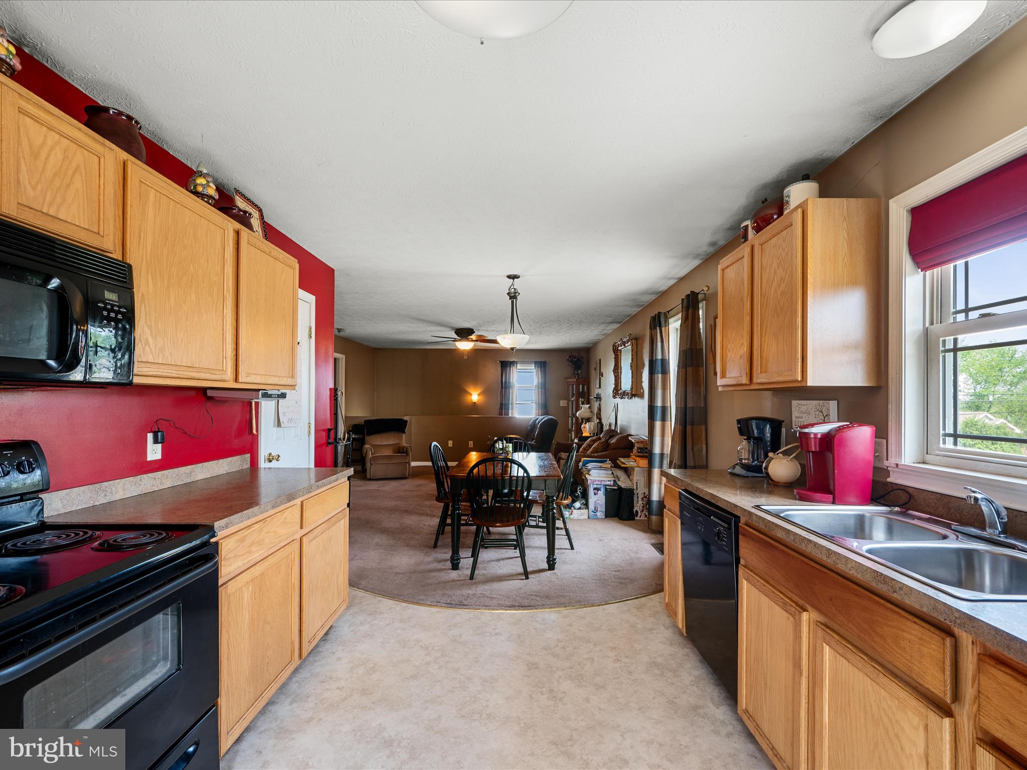 FAIRGROUND HEIGHTS - Residential