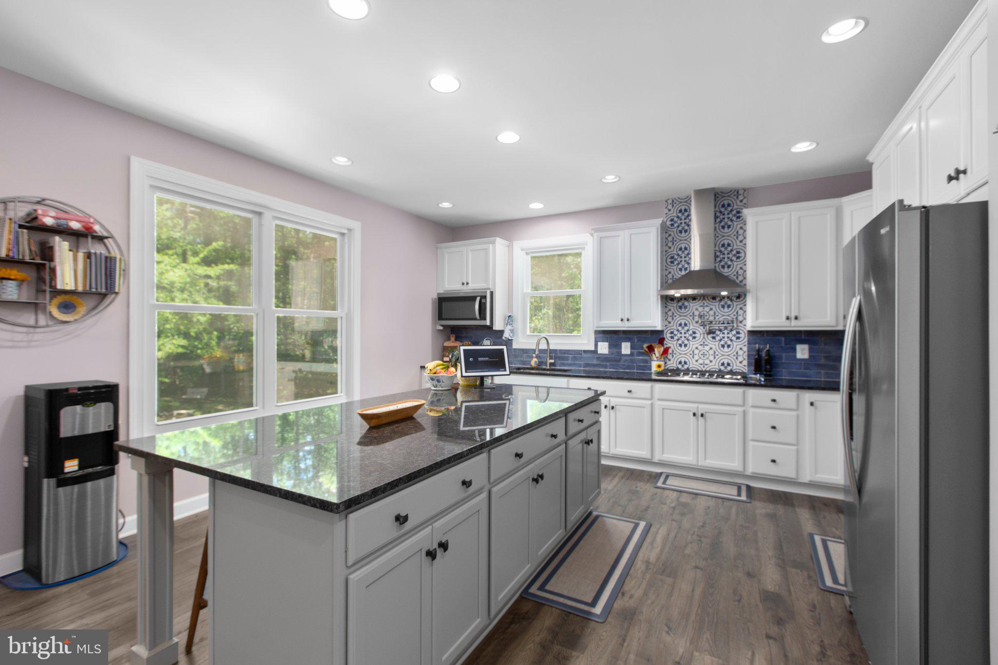 SULLIVAN ESTATES - Residential