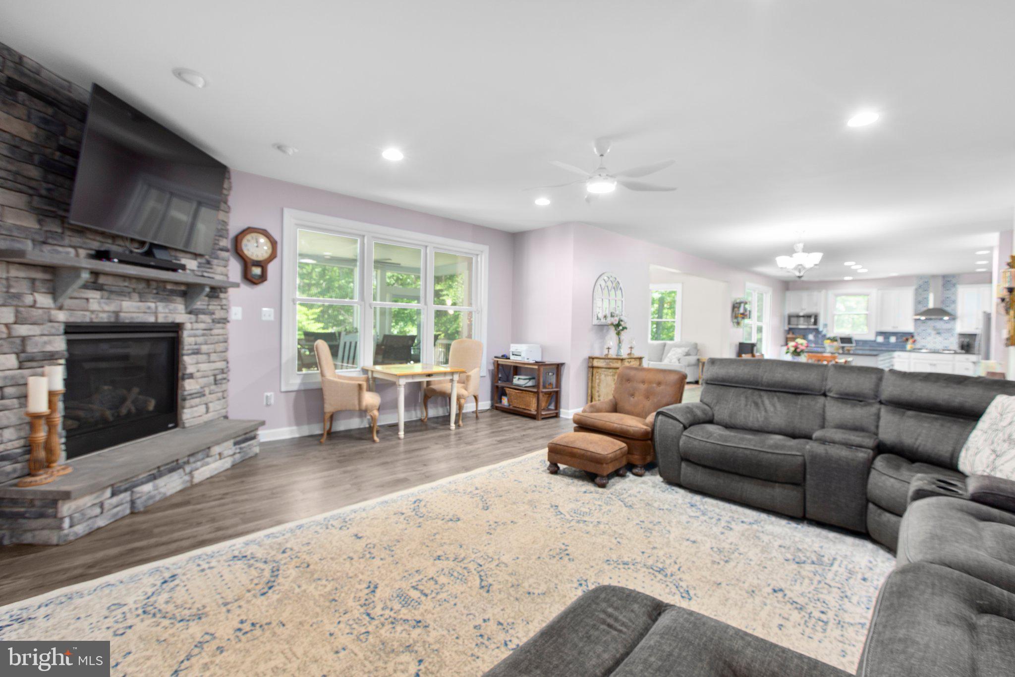 SULLIVAN ESTATES - Residential