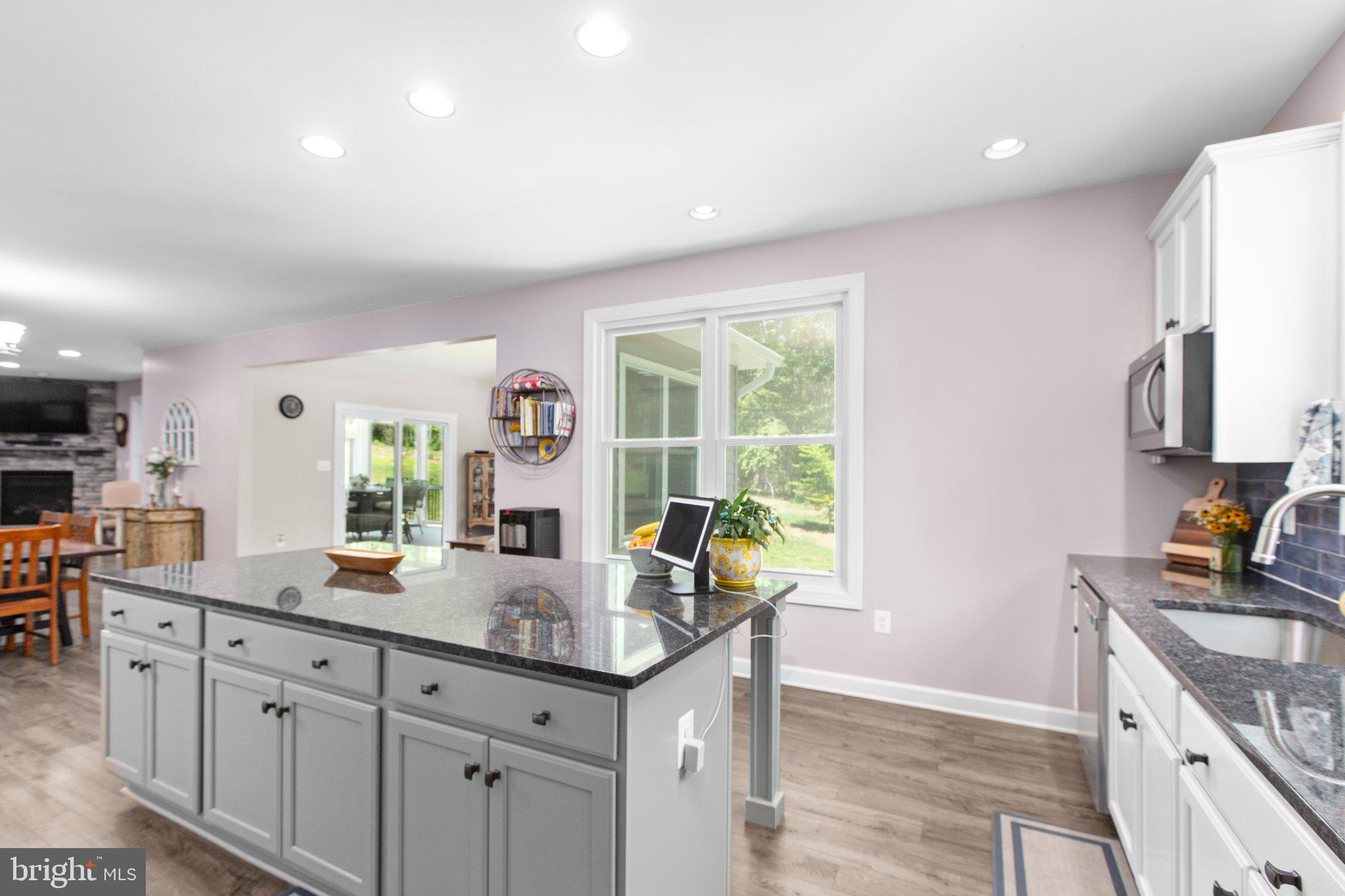 SULLIVAN ESTATES - Residential