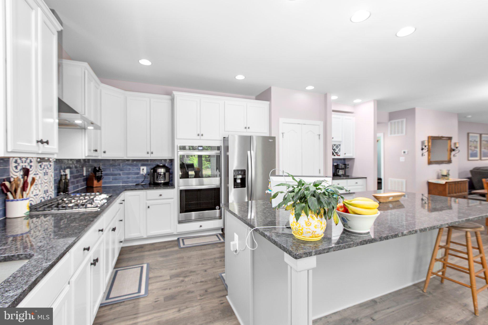 SULLIVAN ESTATES - Residential