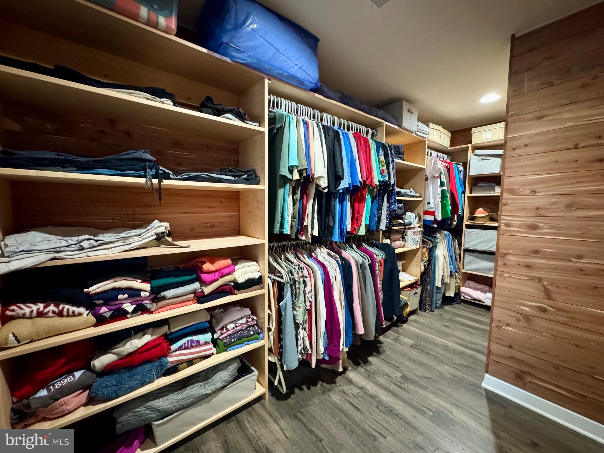 SULLIVAN ESTATES - Residential