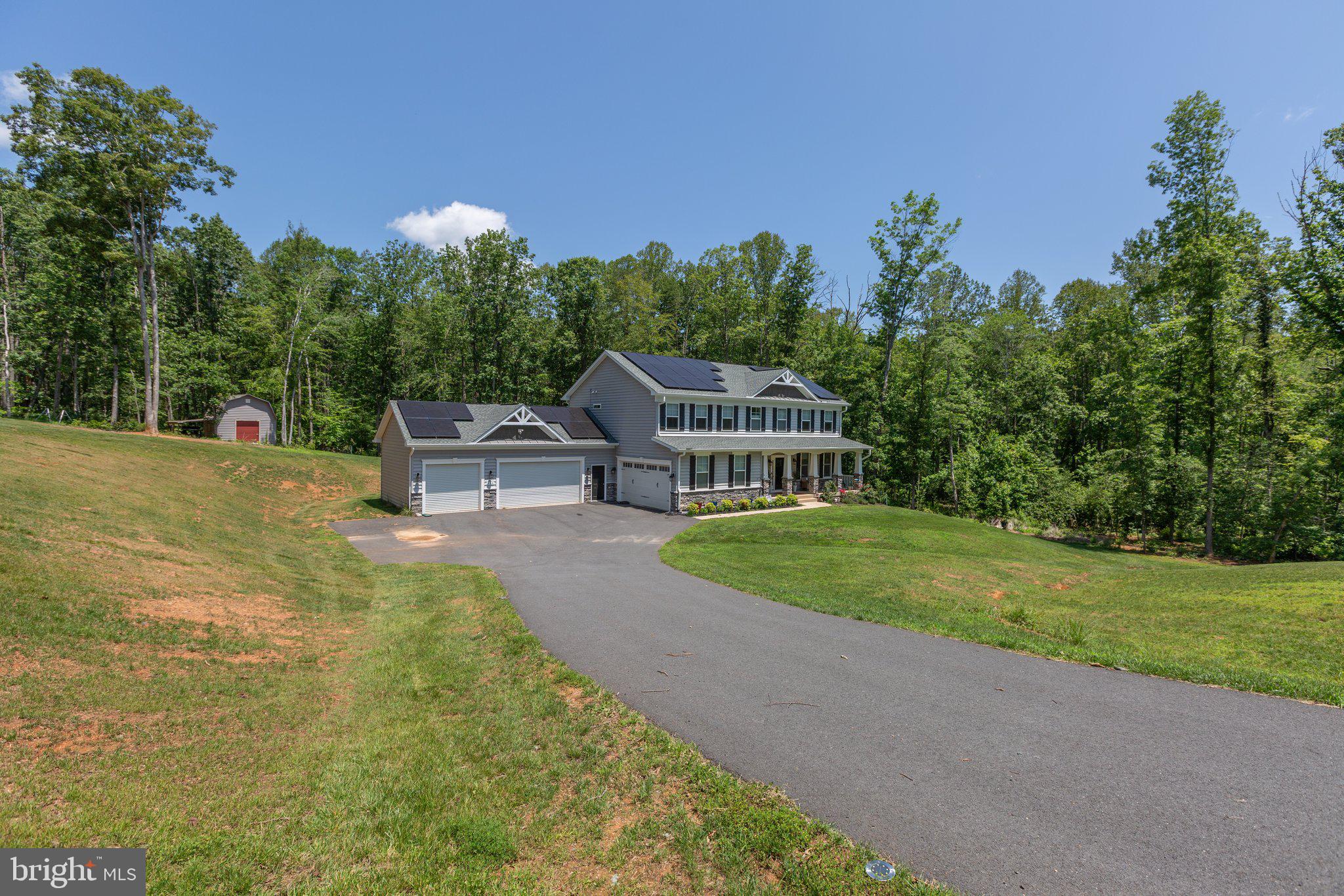 SULLIVAN ESTATES - Residential