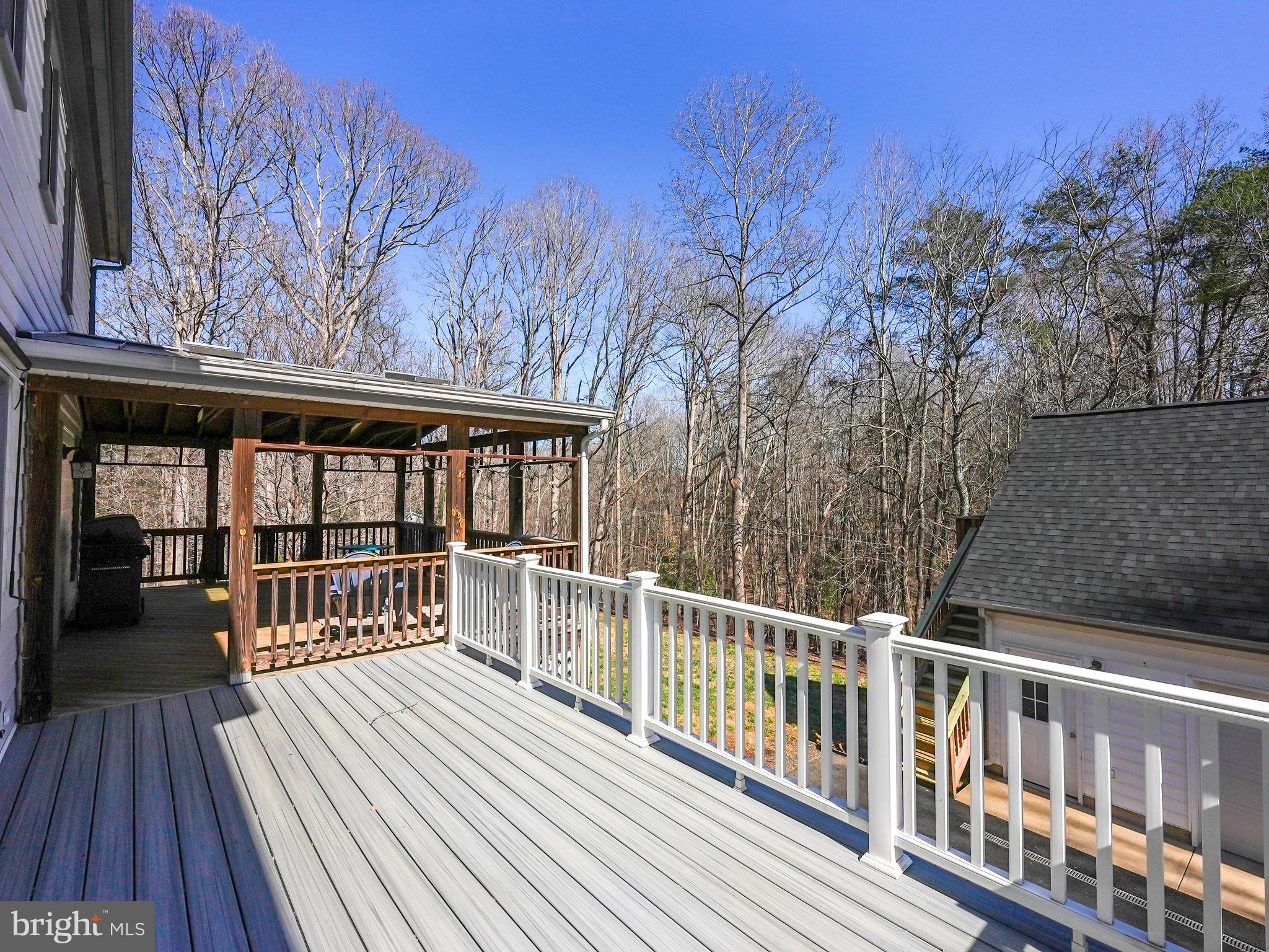 HUNTERS WOODS - Residential