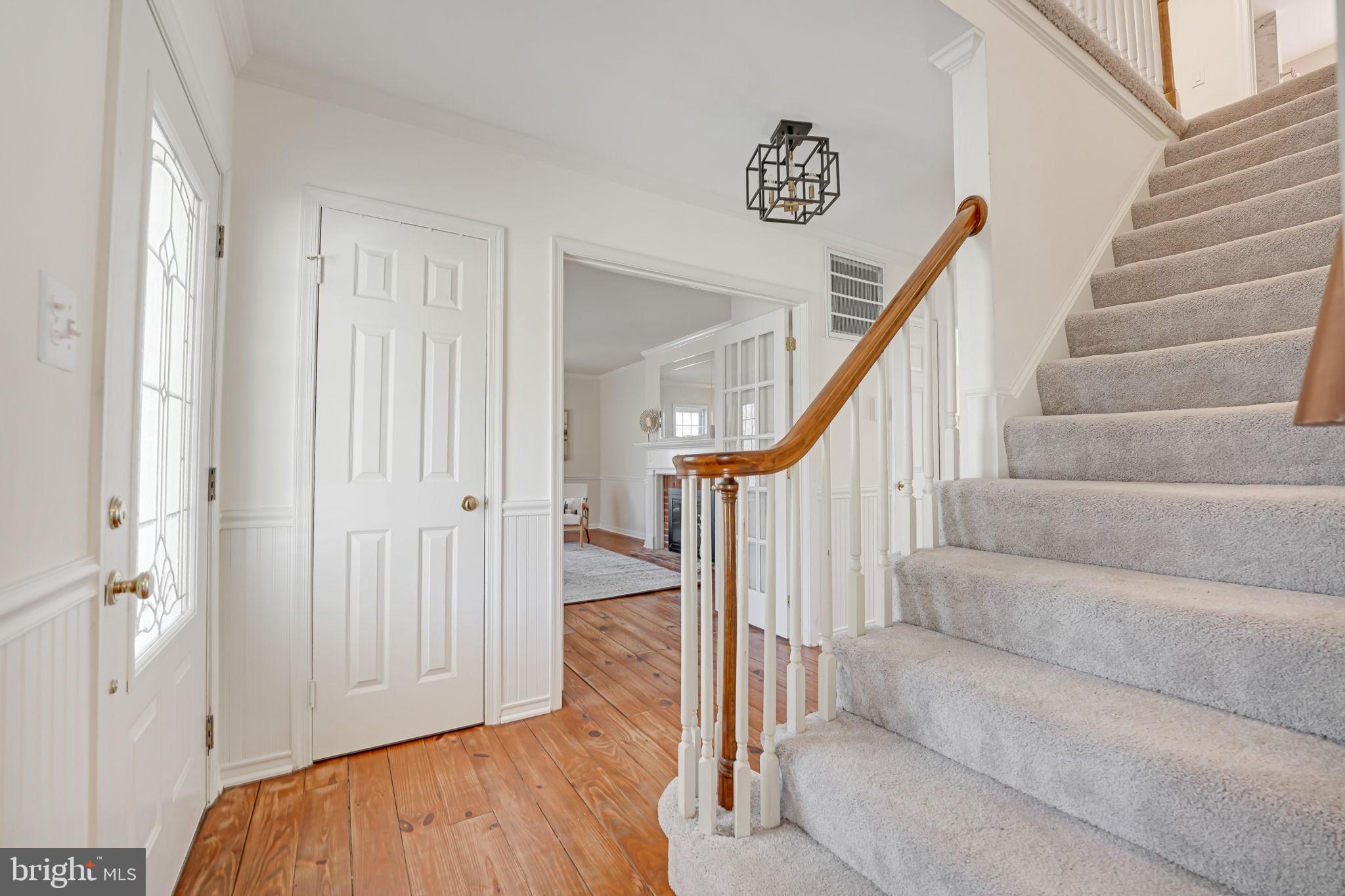 HUNTERS WOODS - Residential