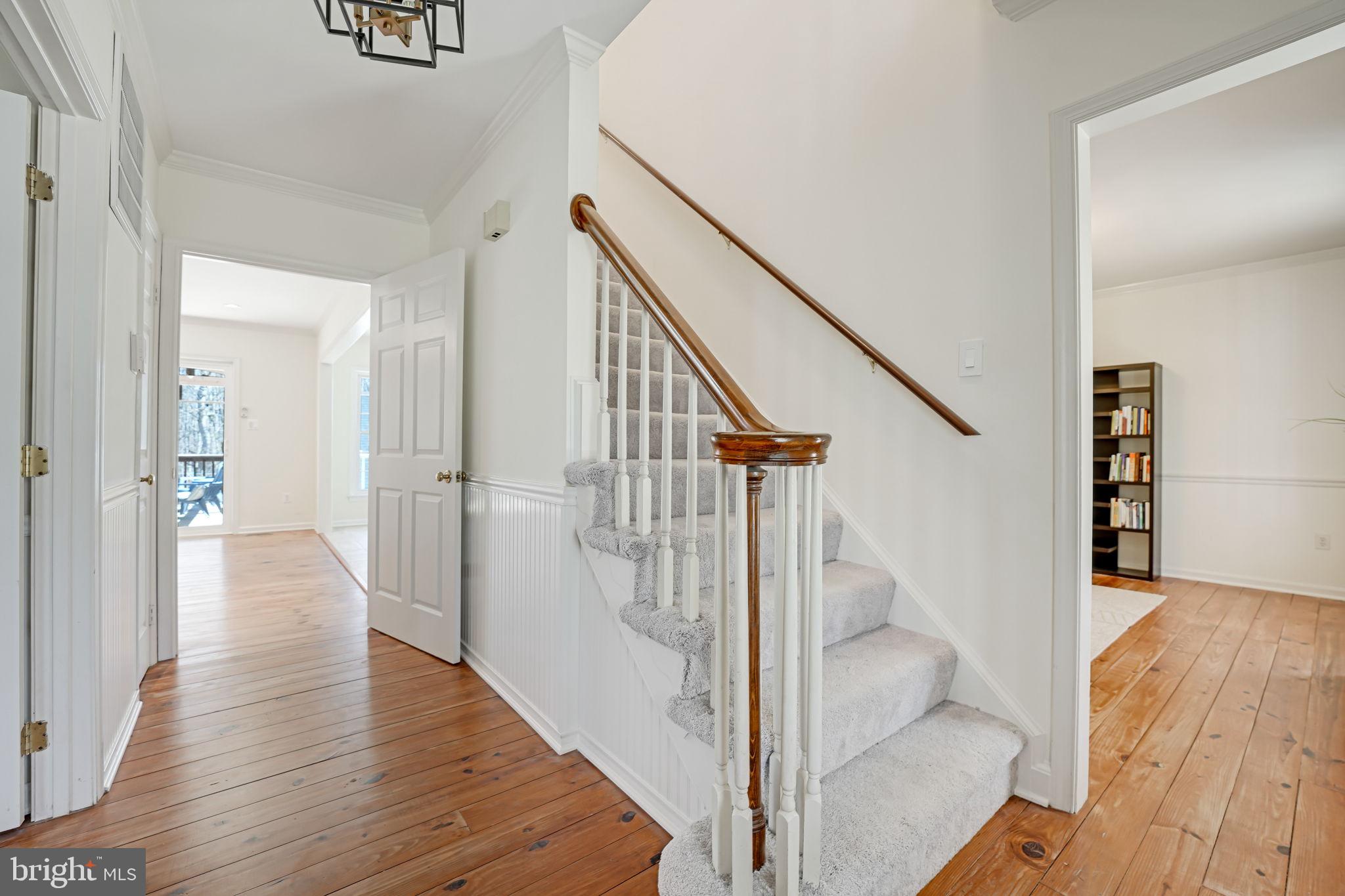 HUNTERS WOODS - Residential