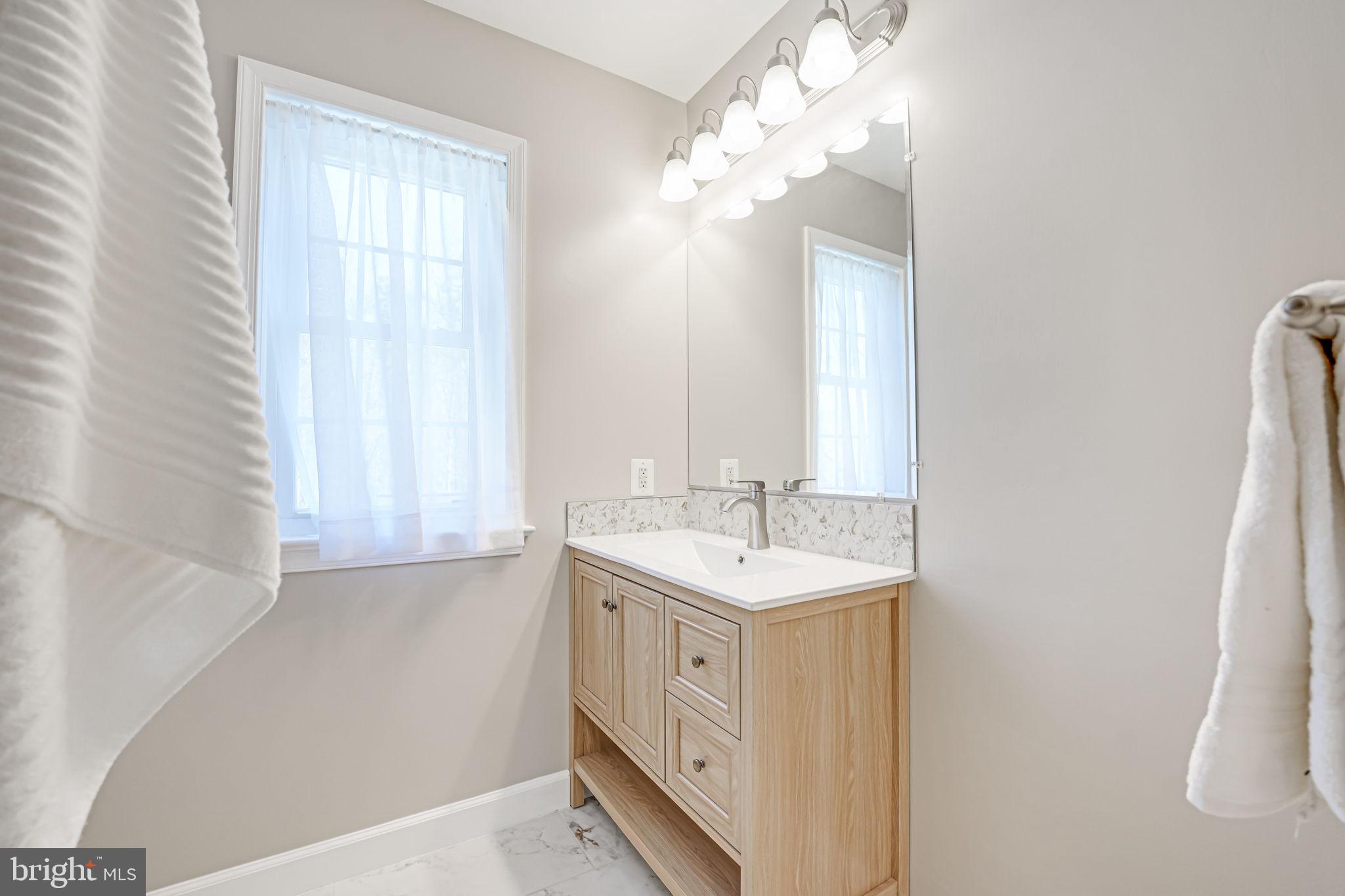 HUNTERS WOODS - Residential