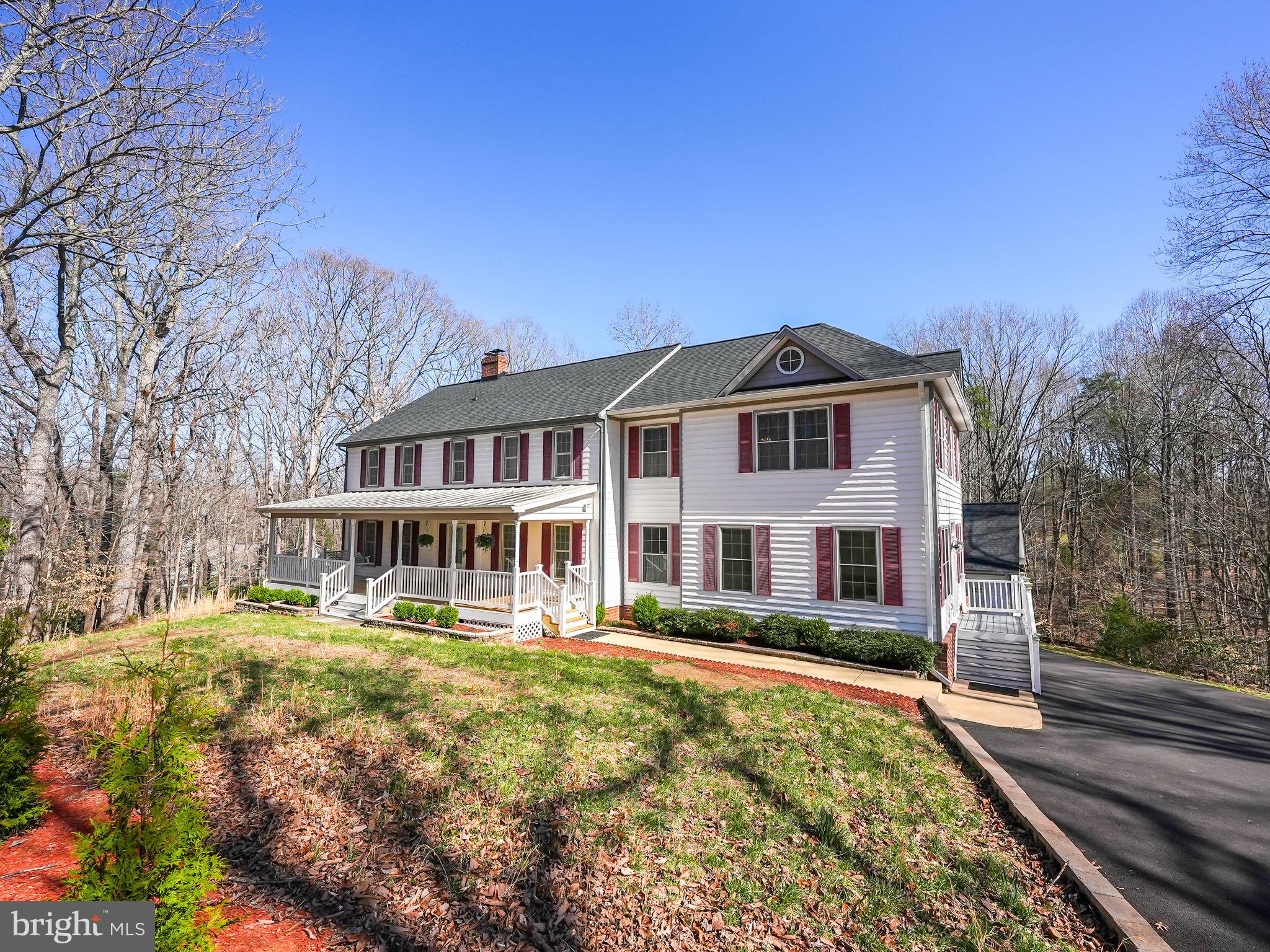 HUNTERS WOODS - Residential