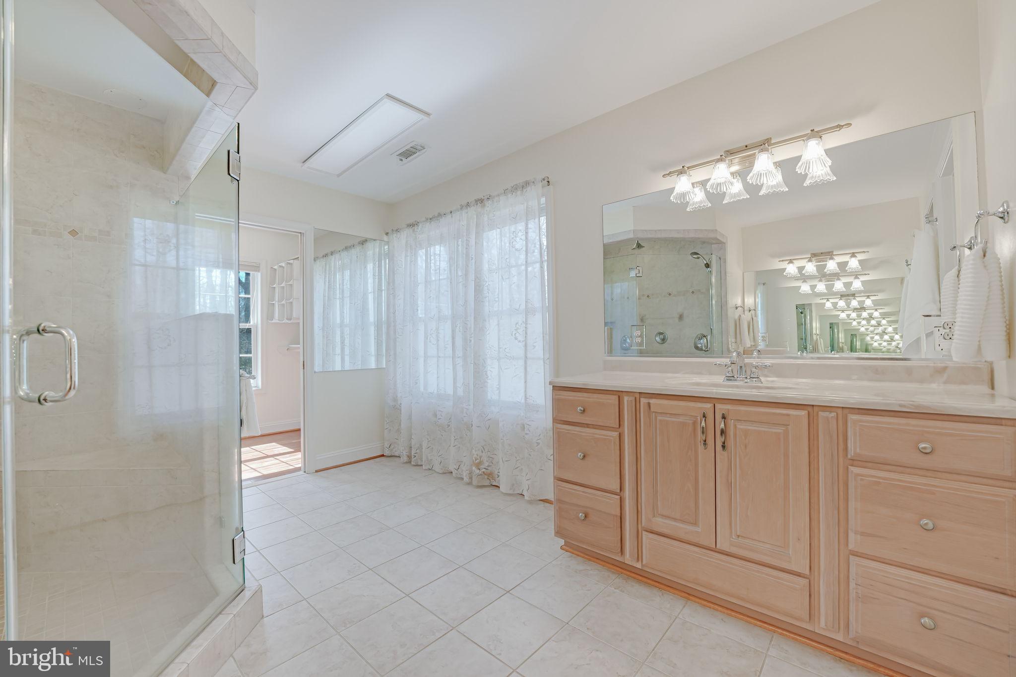 HUNTERS WOODS - Residential