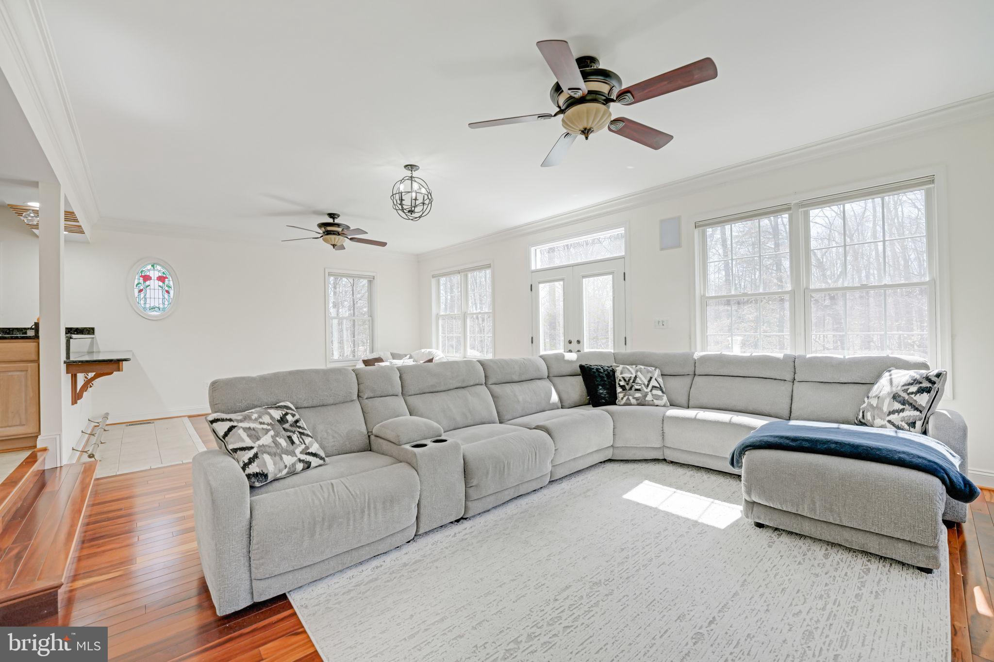 HUNTERS WOODS - Residential