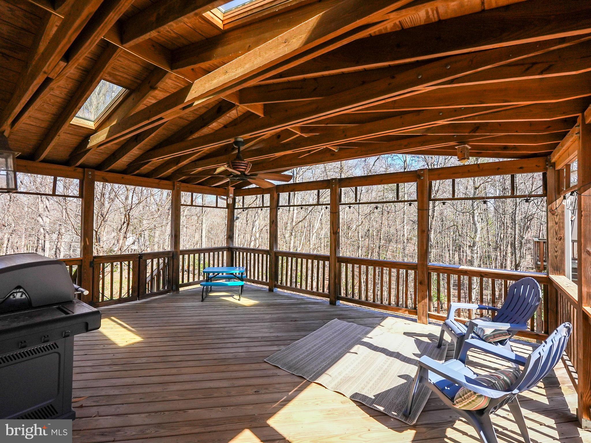 HUNTERS WOODS - Residential