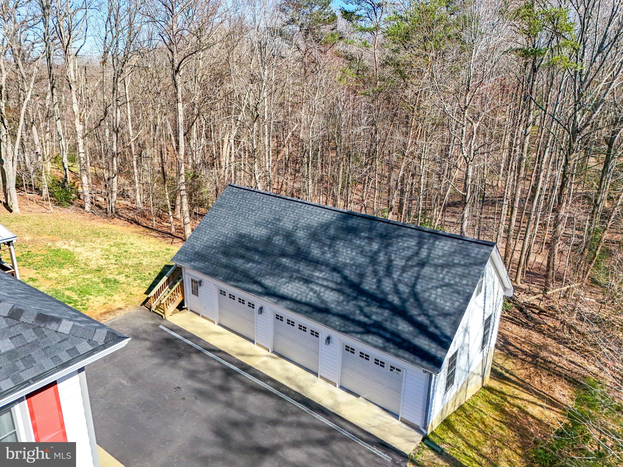 HUNTERS WOODS - Residential