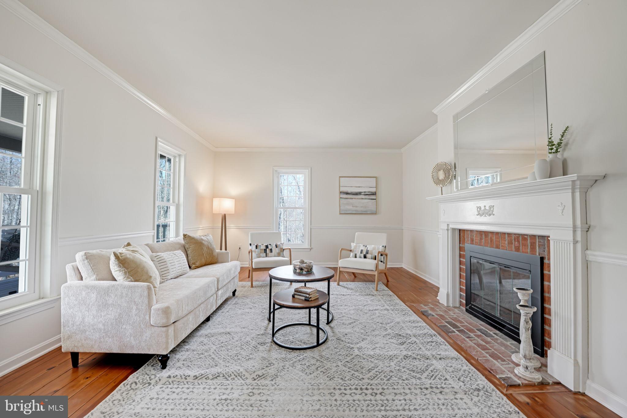 HUNTERS WOODS - Residential