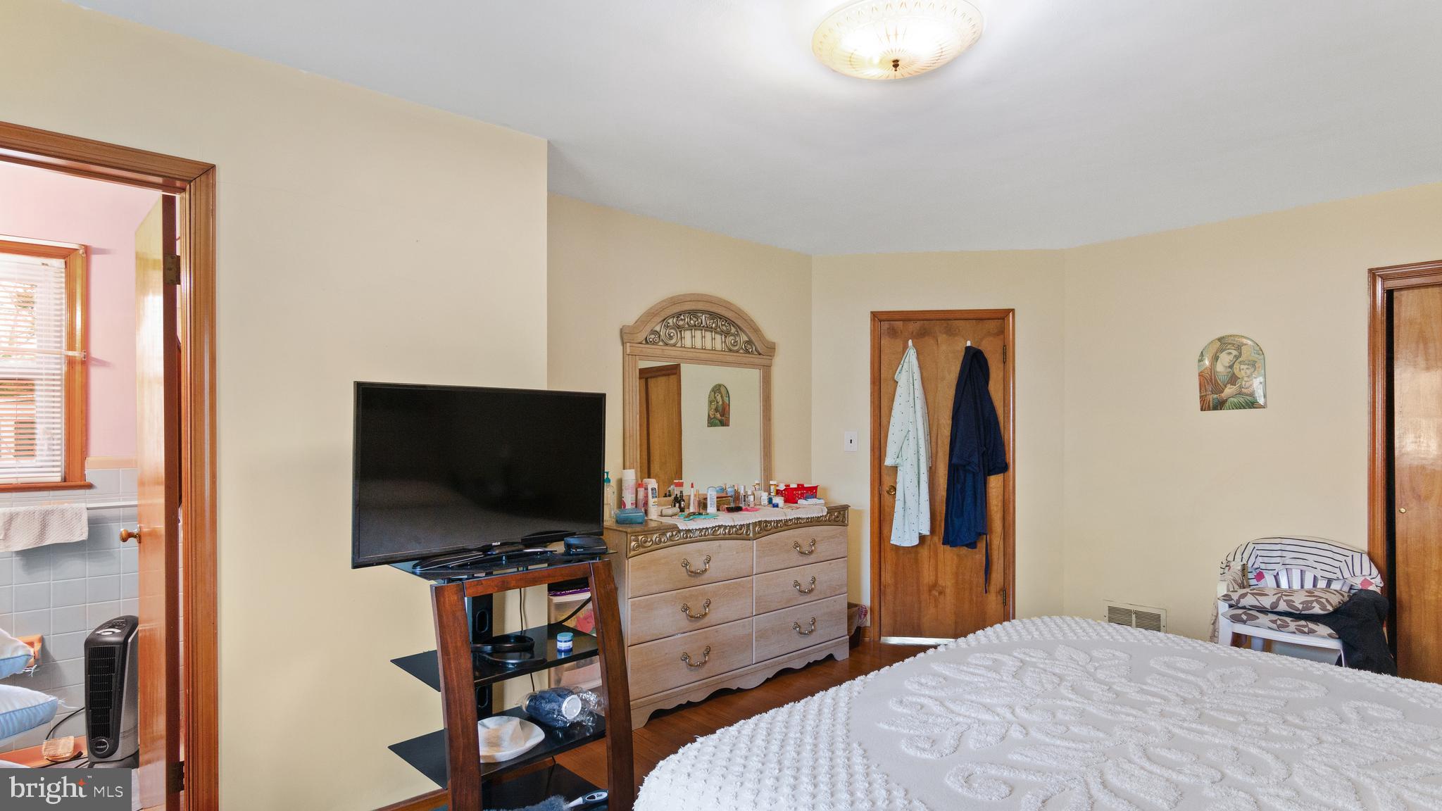 DORCHESTER ESTATES - Residential