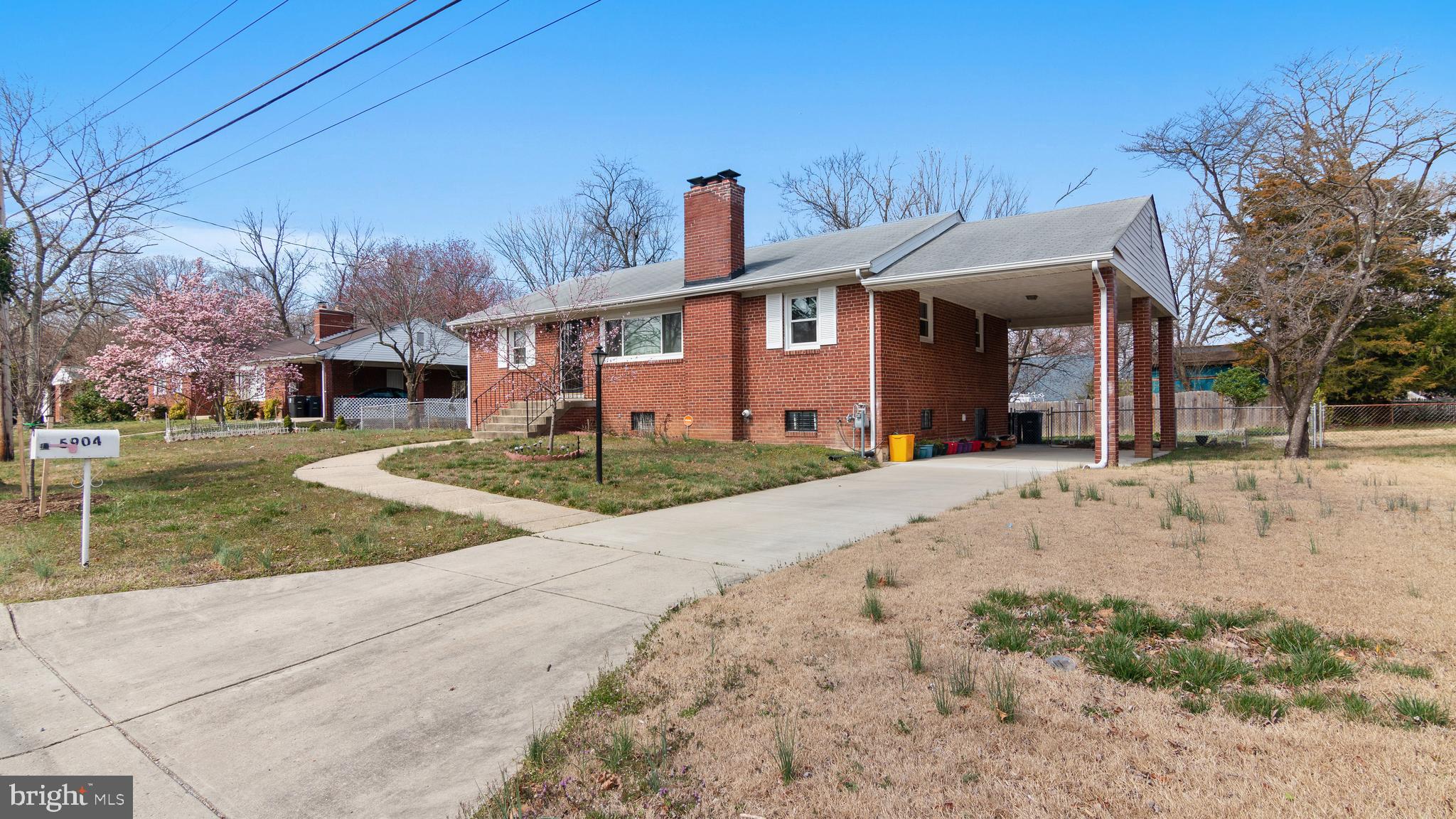 DORCHESTER ESTATES - Residential