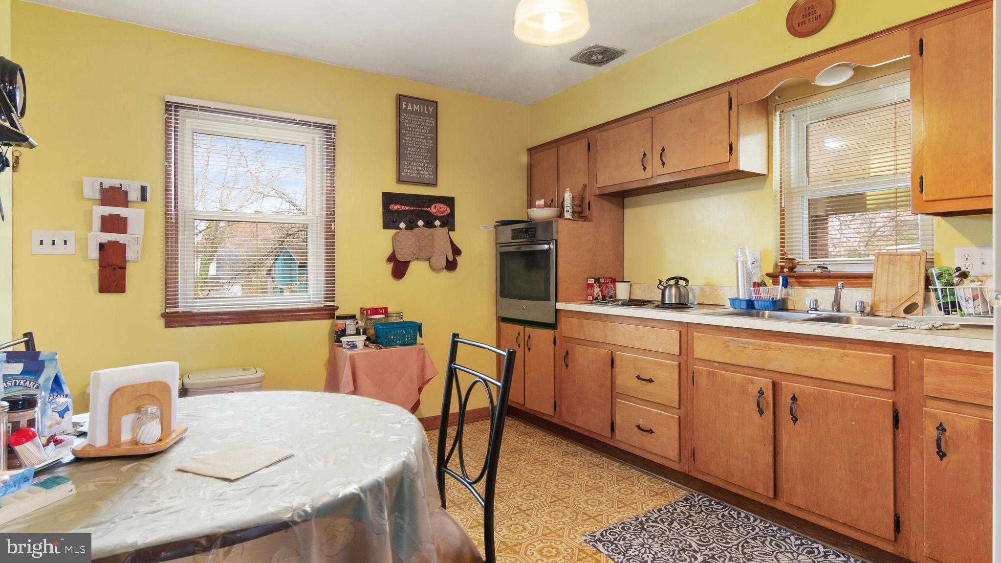 DORCHESTER ESTATES - Residential