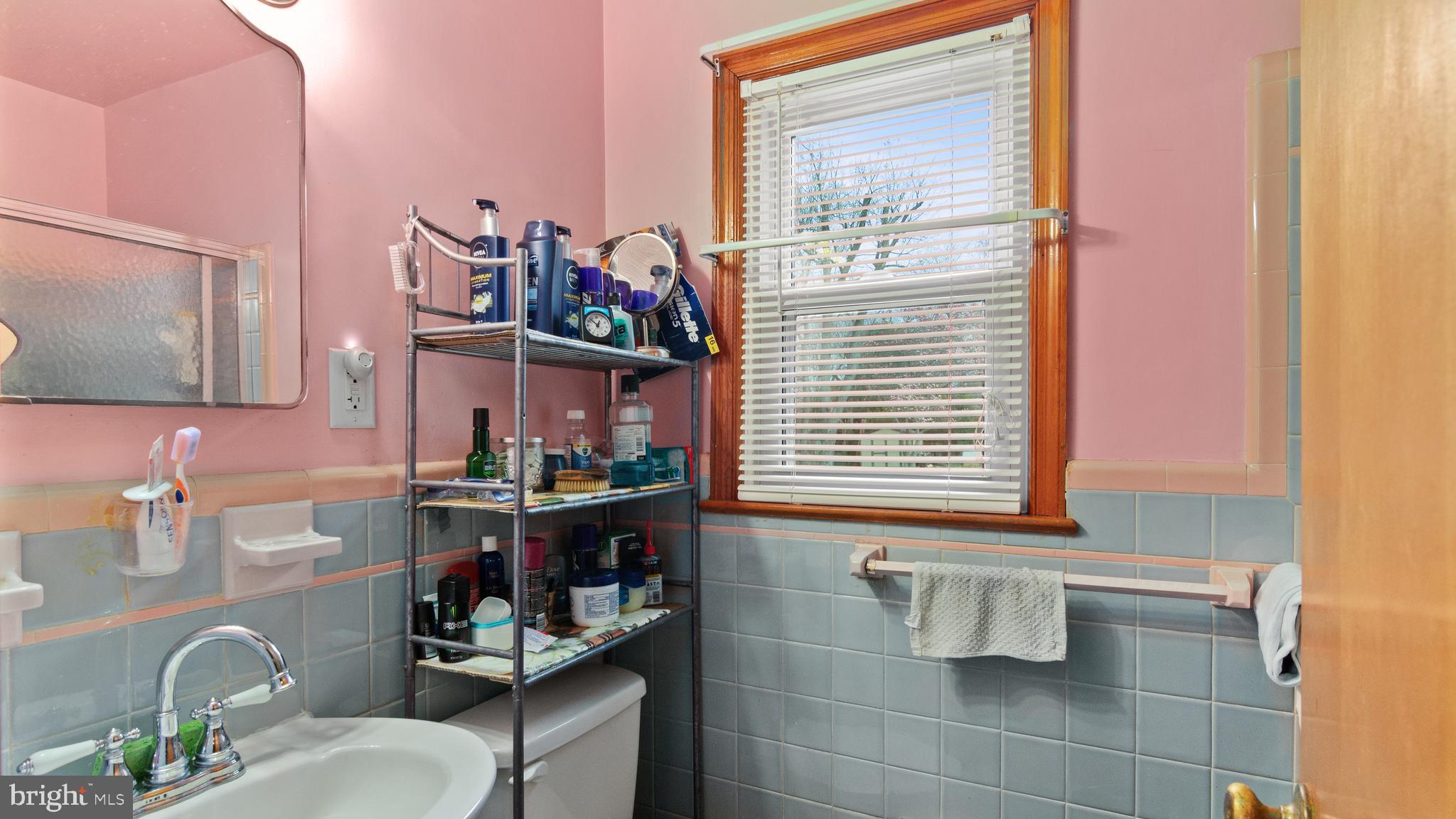 DORCHESTER ESTATES - Residential