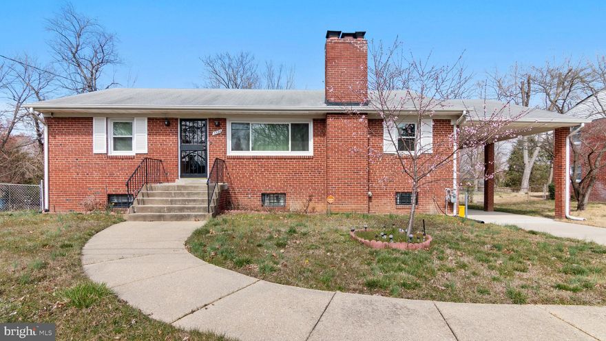 A Hidden GEM!!! This home has been Exceptionally maintained! Located in the very peaceful Dorchester Estates. Pictures do not show how expansive it is. Hardwood floors throughout the main level, new upper level windows, new front and back door security doors. Roof replaced in 2015.  The basement is Extremely expansive and is unfinished blank canvas, come add your special touches. 24 hour scheduling. You will not be able to view if you DO NOT HAVE A MASK ON! 24 HOUR NOTICE IS REQUIRED.