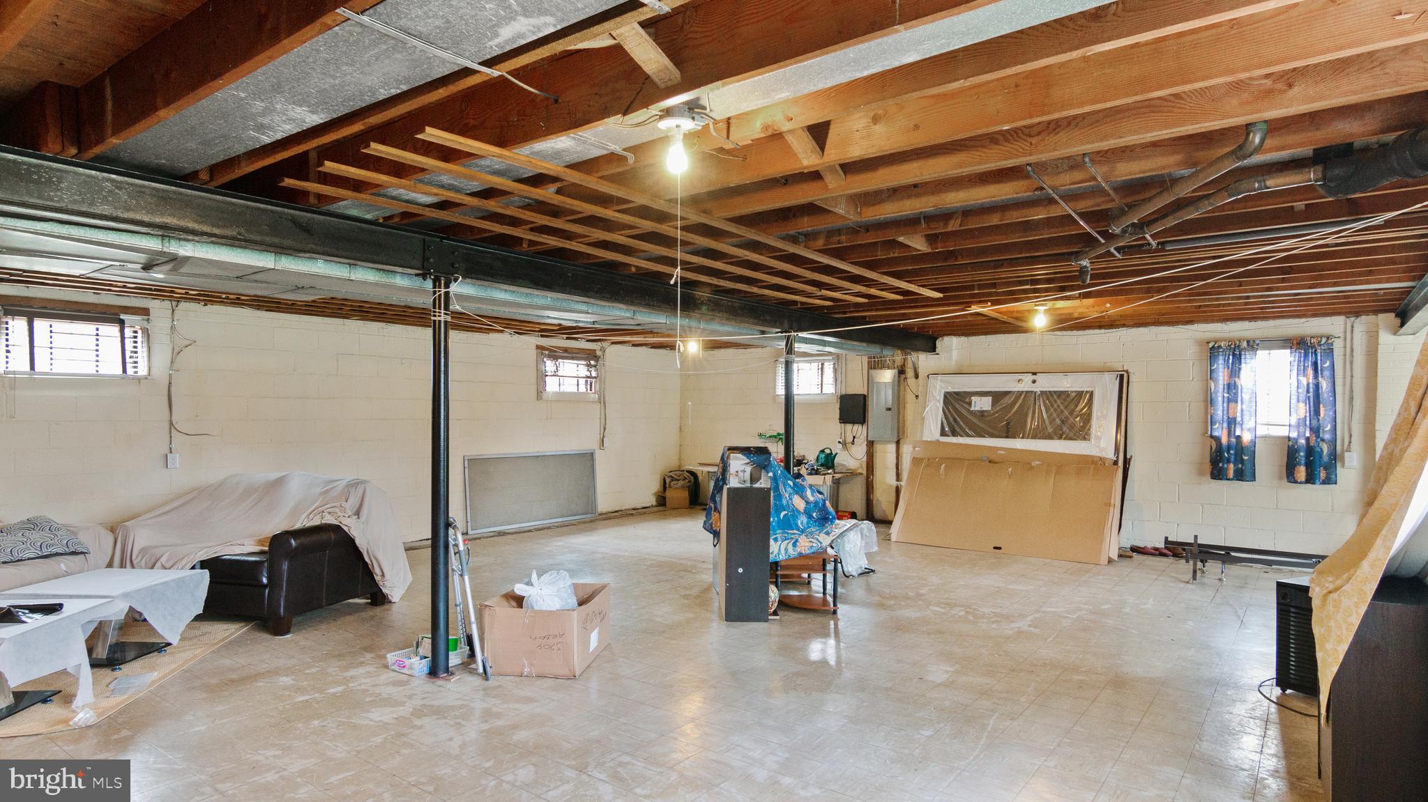 DORCHESTER ESTATES - Residential