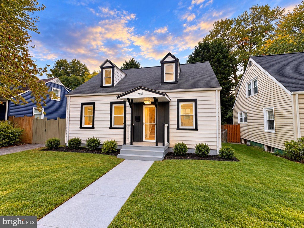 Photo of 2803 Greenway Boulevard, FALLS CHURCH, VA 22042 (MLS # VAFX2345724)