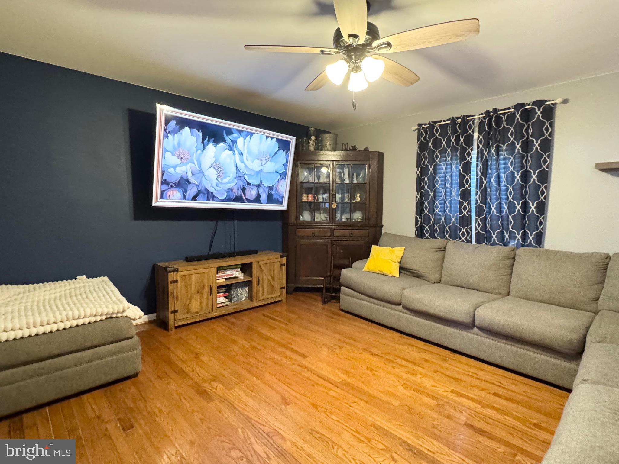 98 MANASSAS DRIVE