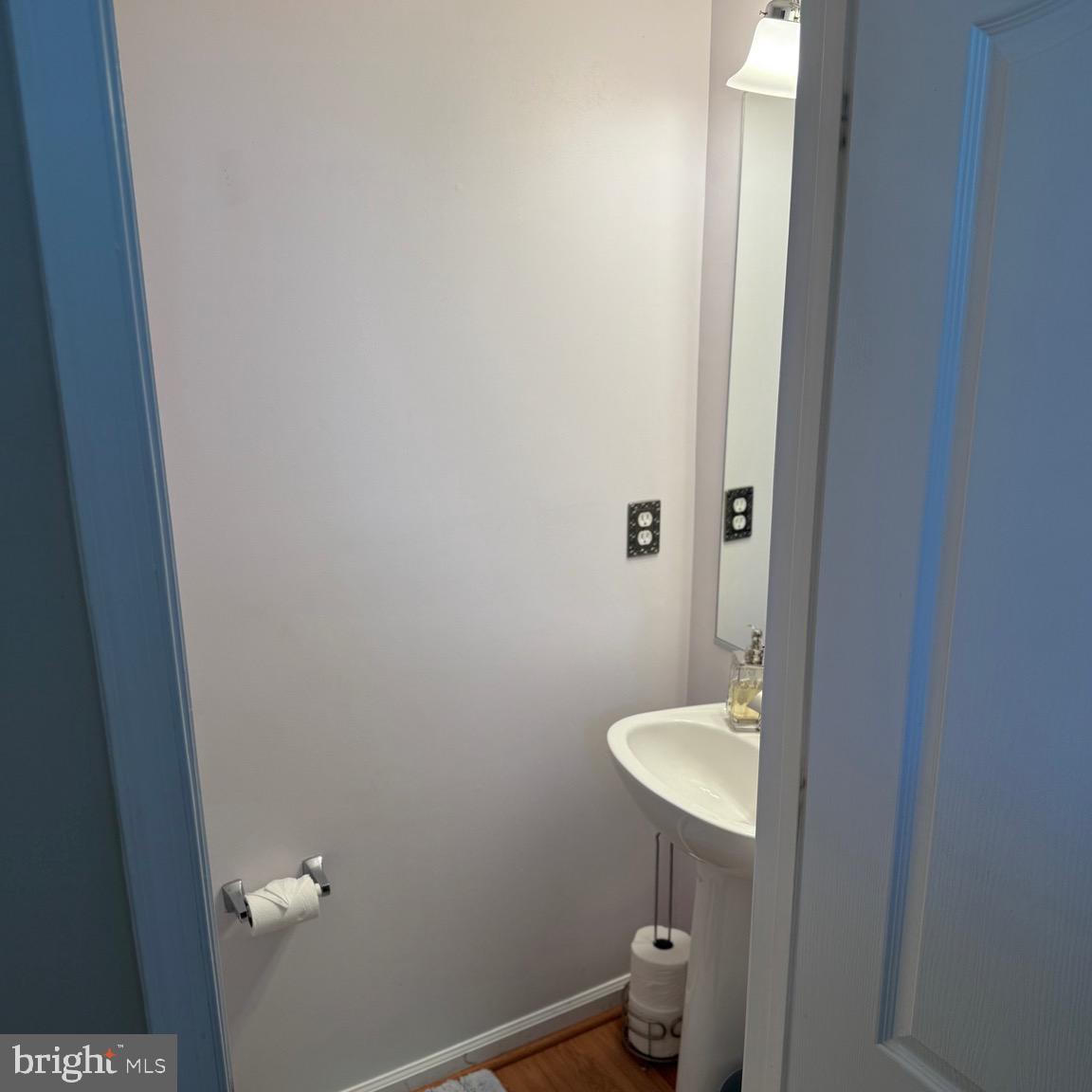 9705 WOODYARD CIRCLE