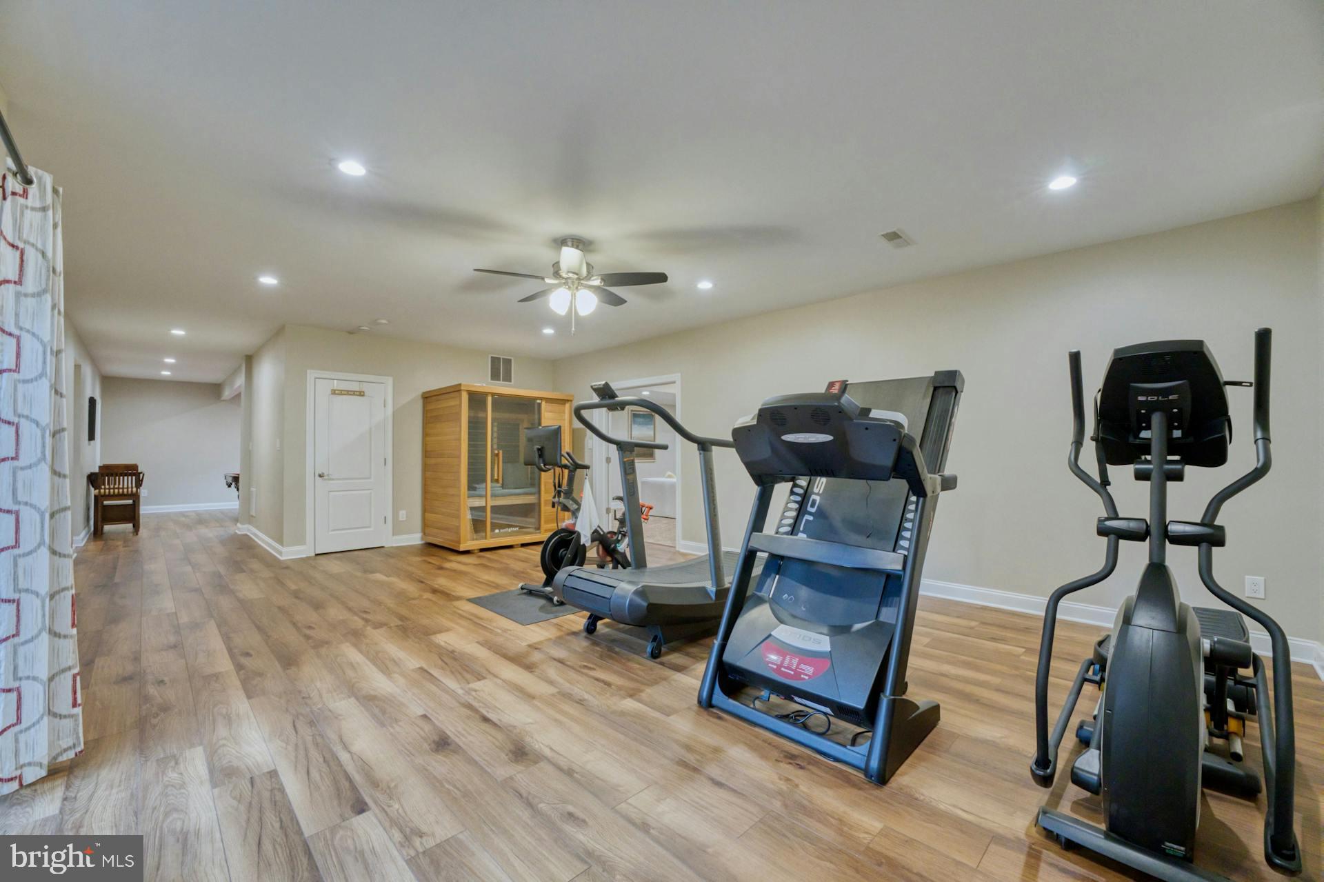 RASPBERRY FALLS - Residential