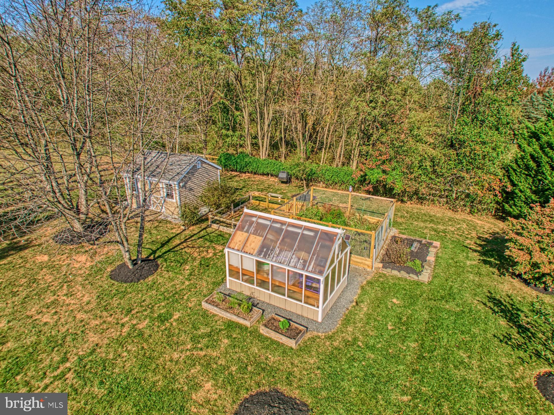 RASPBERRY FALLS - Residential