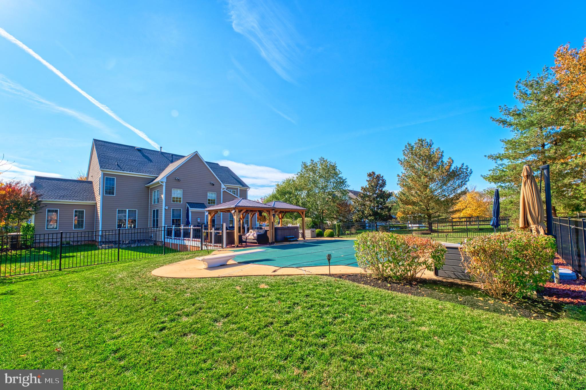 RASPBERRY FALLS - Residential