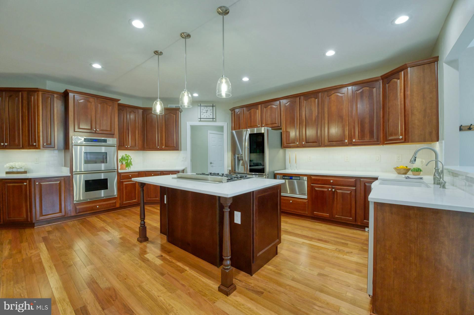 RASPBERRY FALLS - Residential