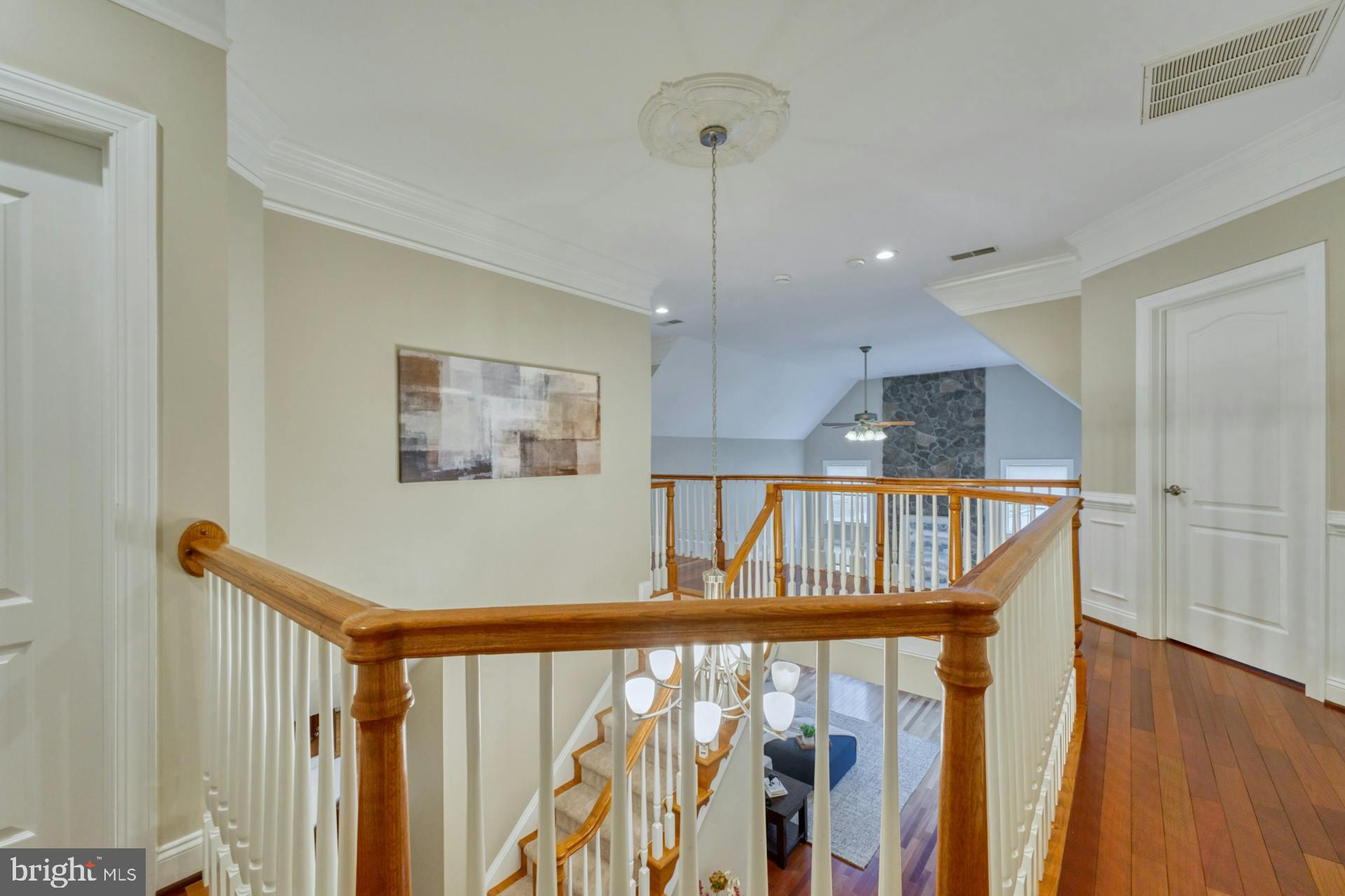 RASPBERRY FALLS - Residential