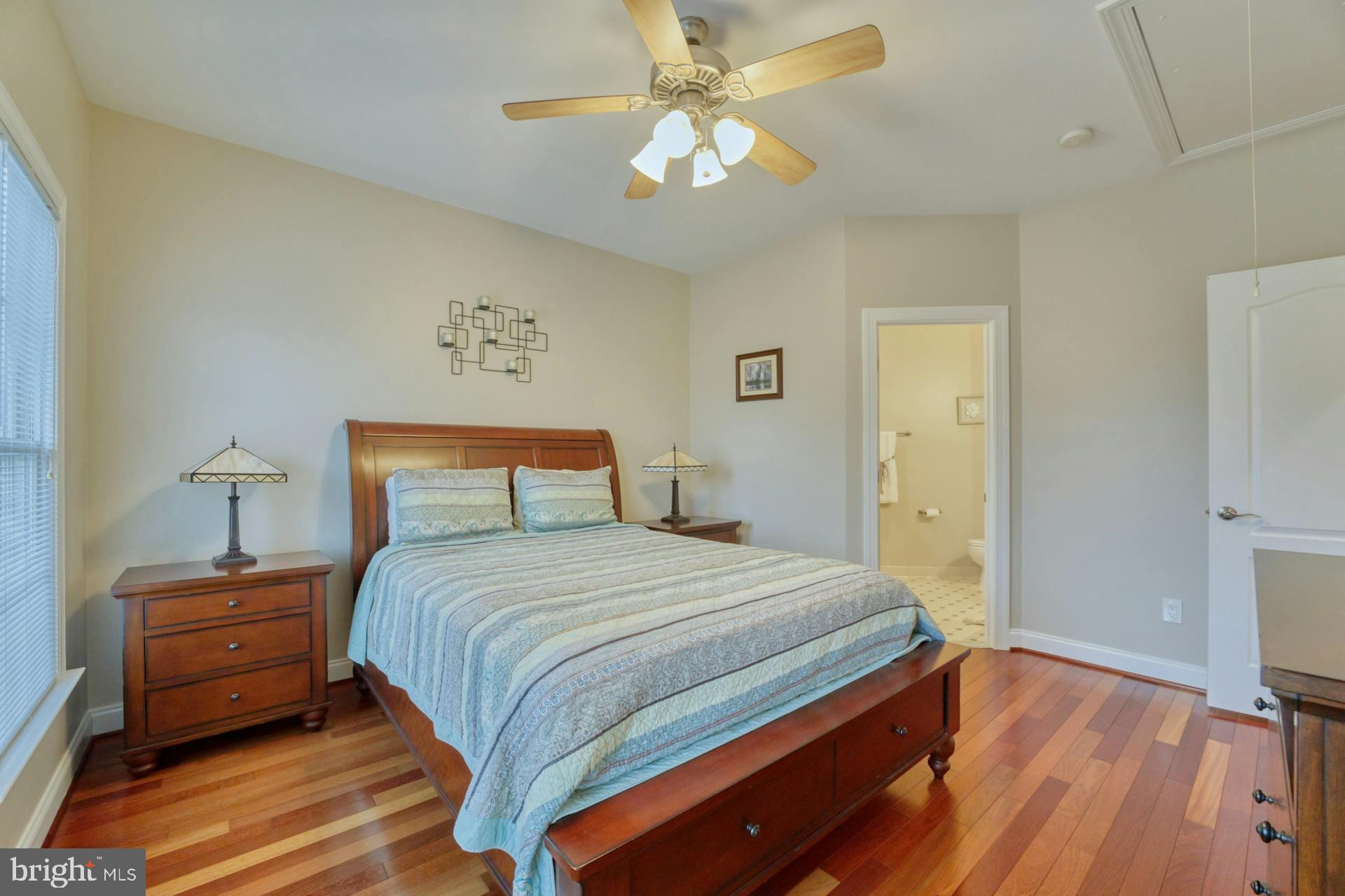 RASPBERRY FALLS - Residential