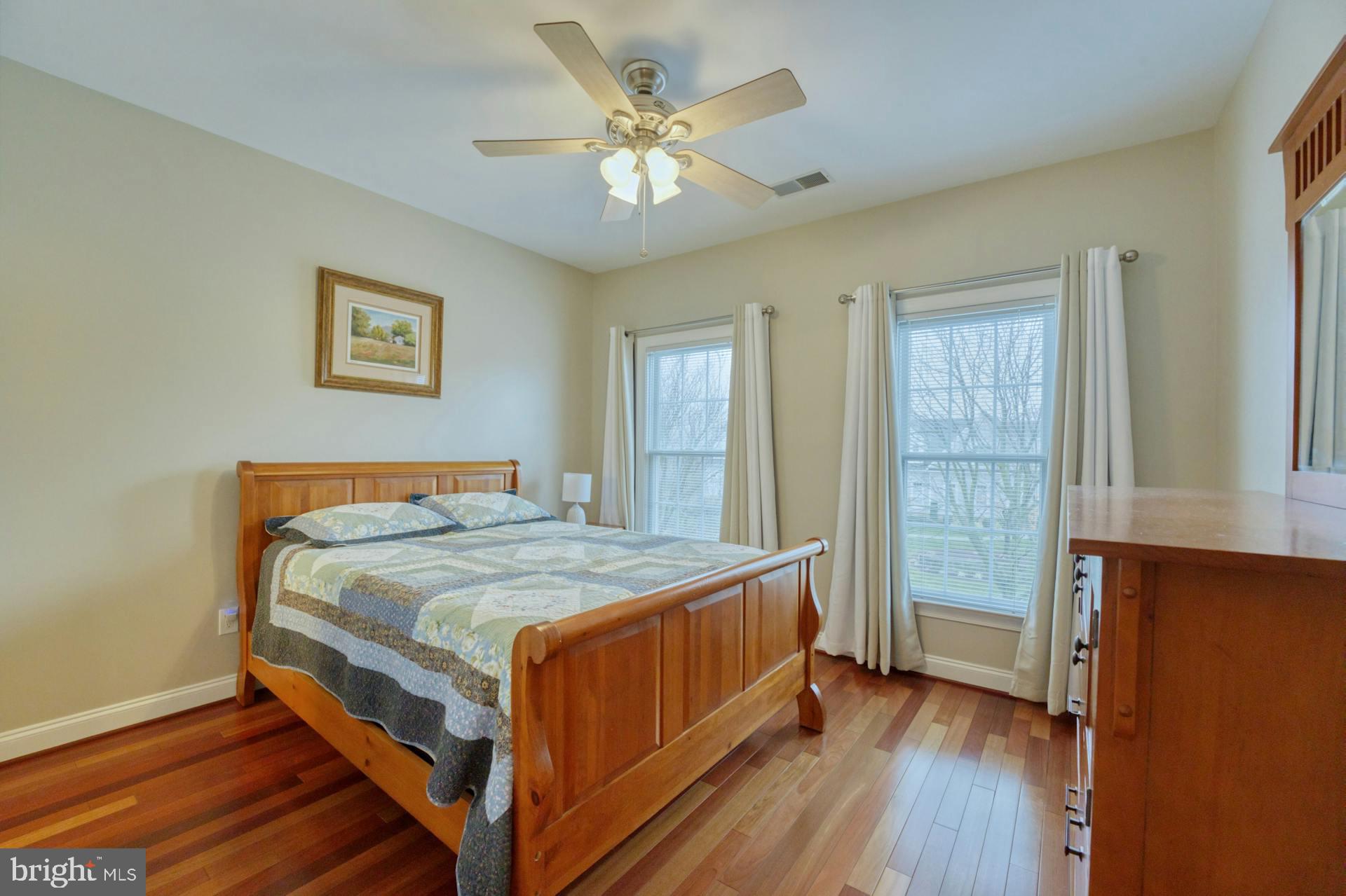 RASPBERRY FALLS - Residential