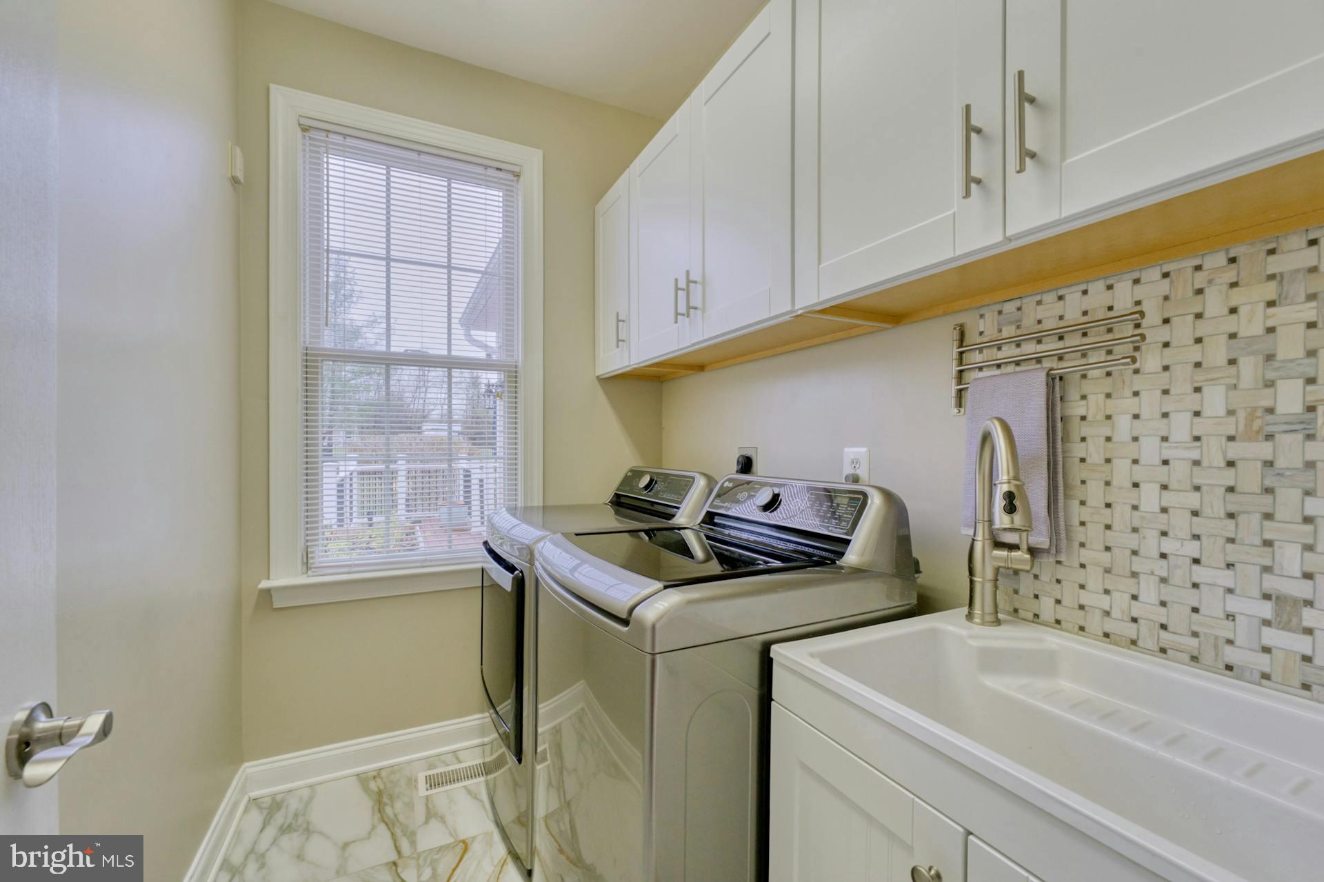 RASPBERRY FALLS - Residential