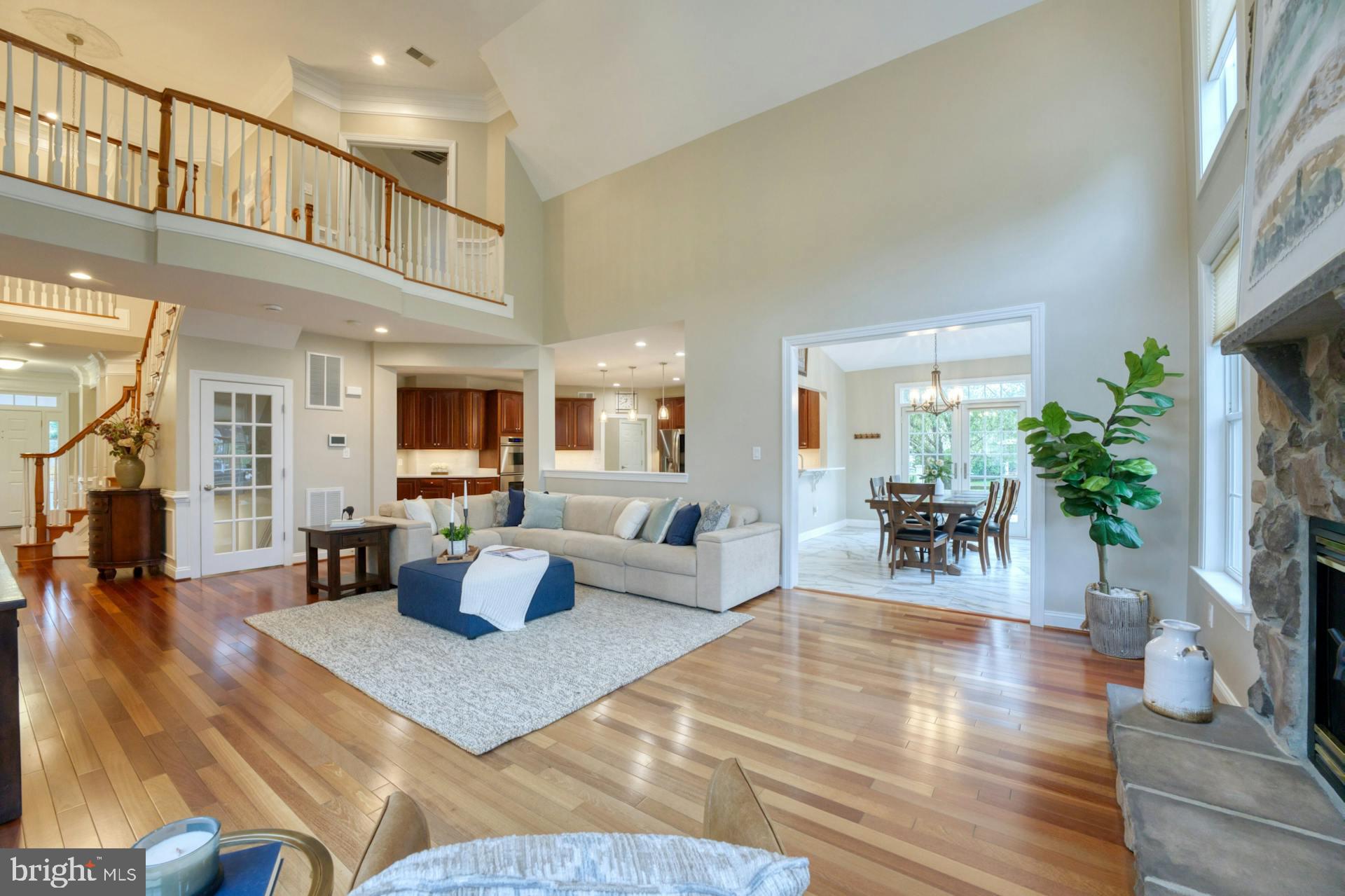 RASPBERRY FALLS - Residential