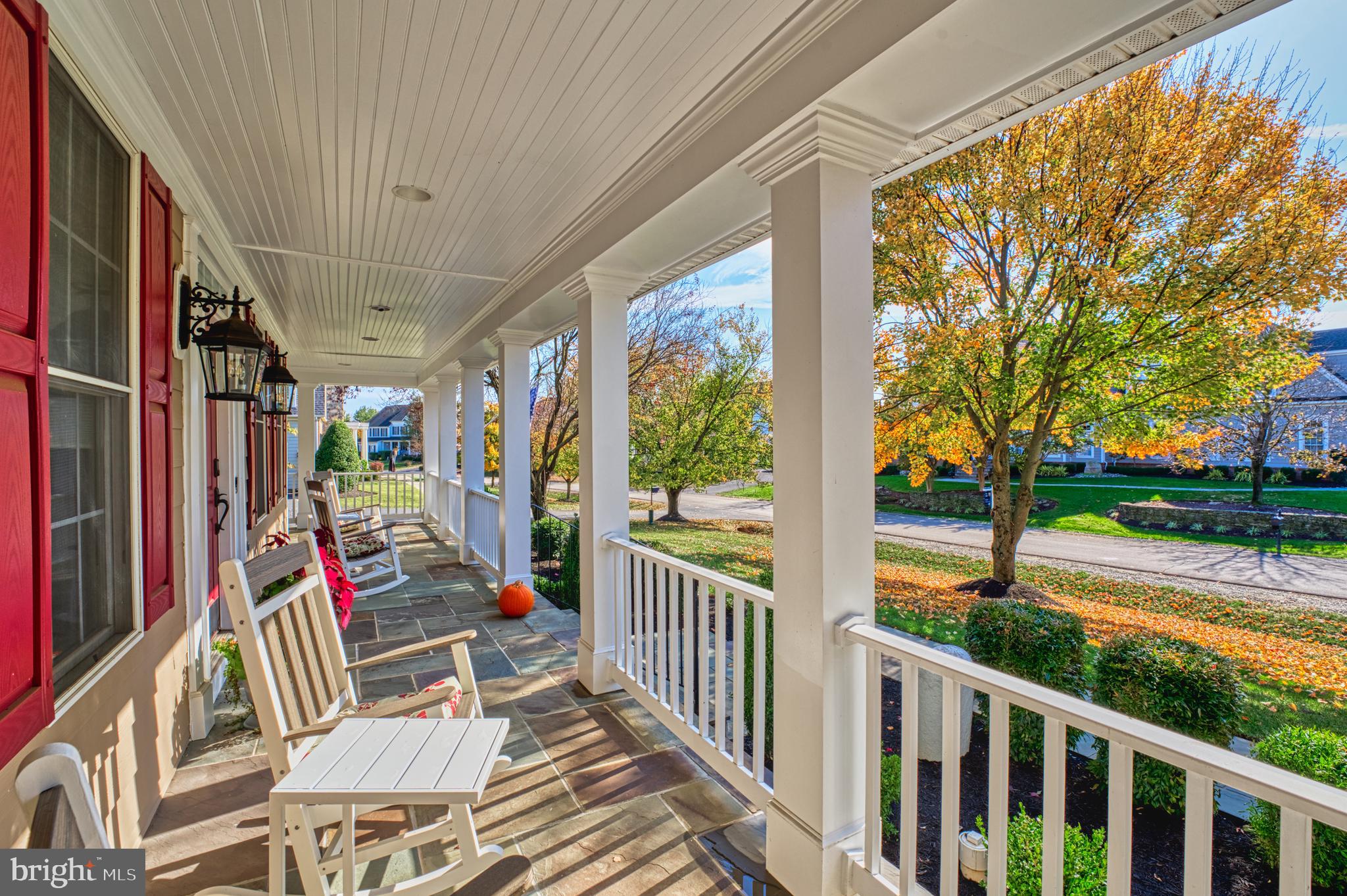 RASPBERRY FALLS - Residential