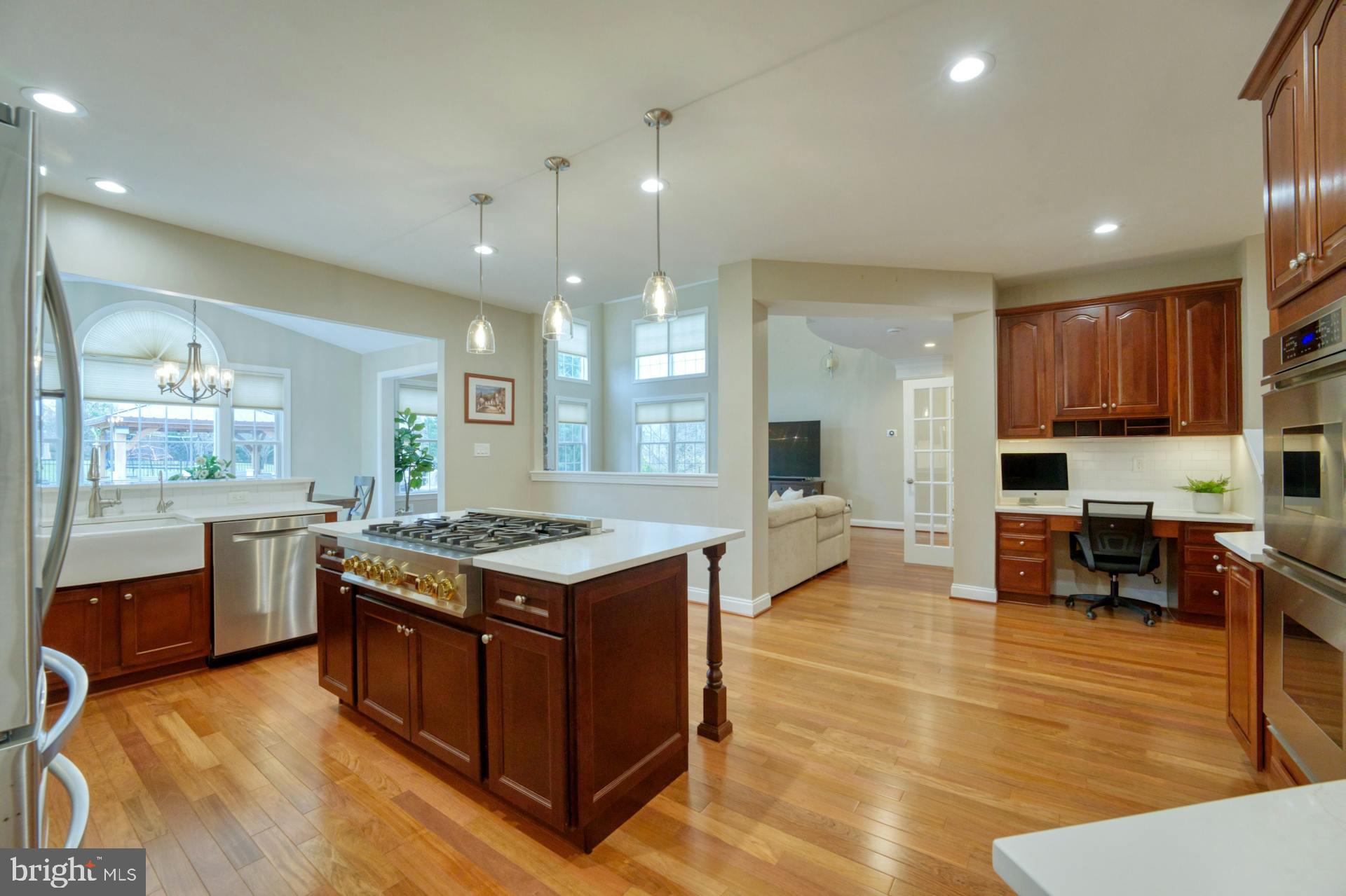 RASPBERRY FALLS - Residential