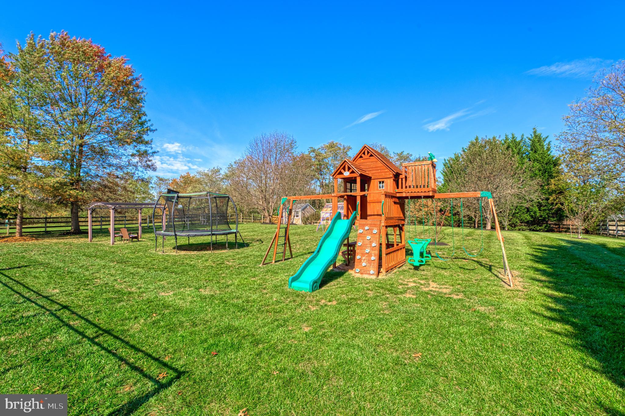 RASPBERRY FALLS - Residential