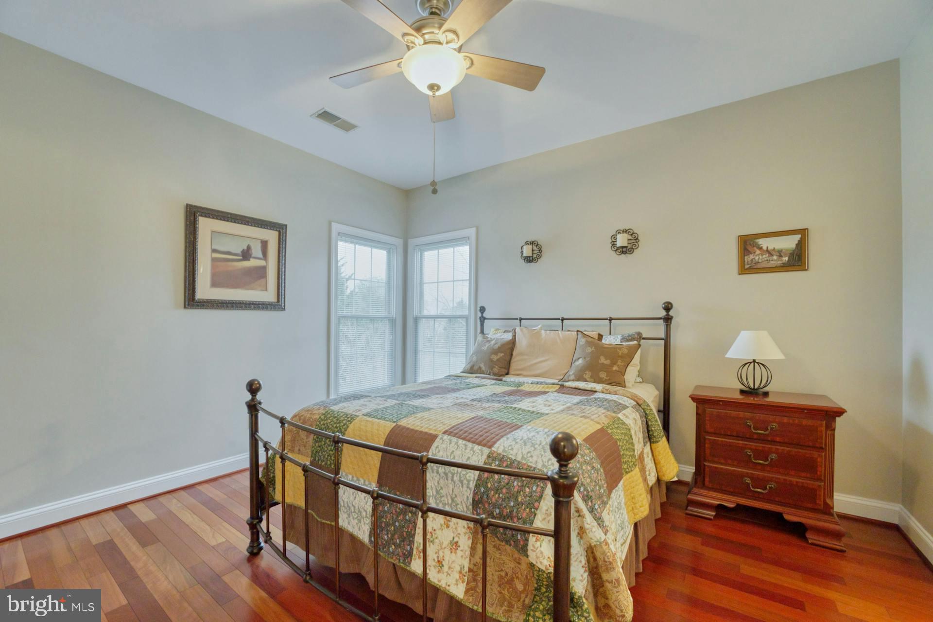 RASPBERRY FALLS - Residential