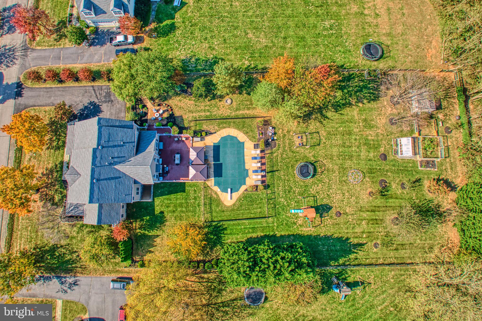 RASPBERRY FALLS - Residential