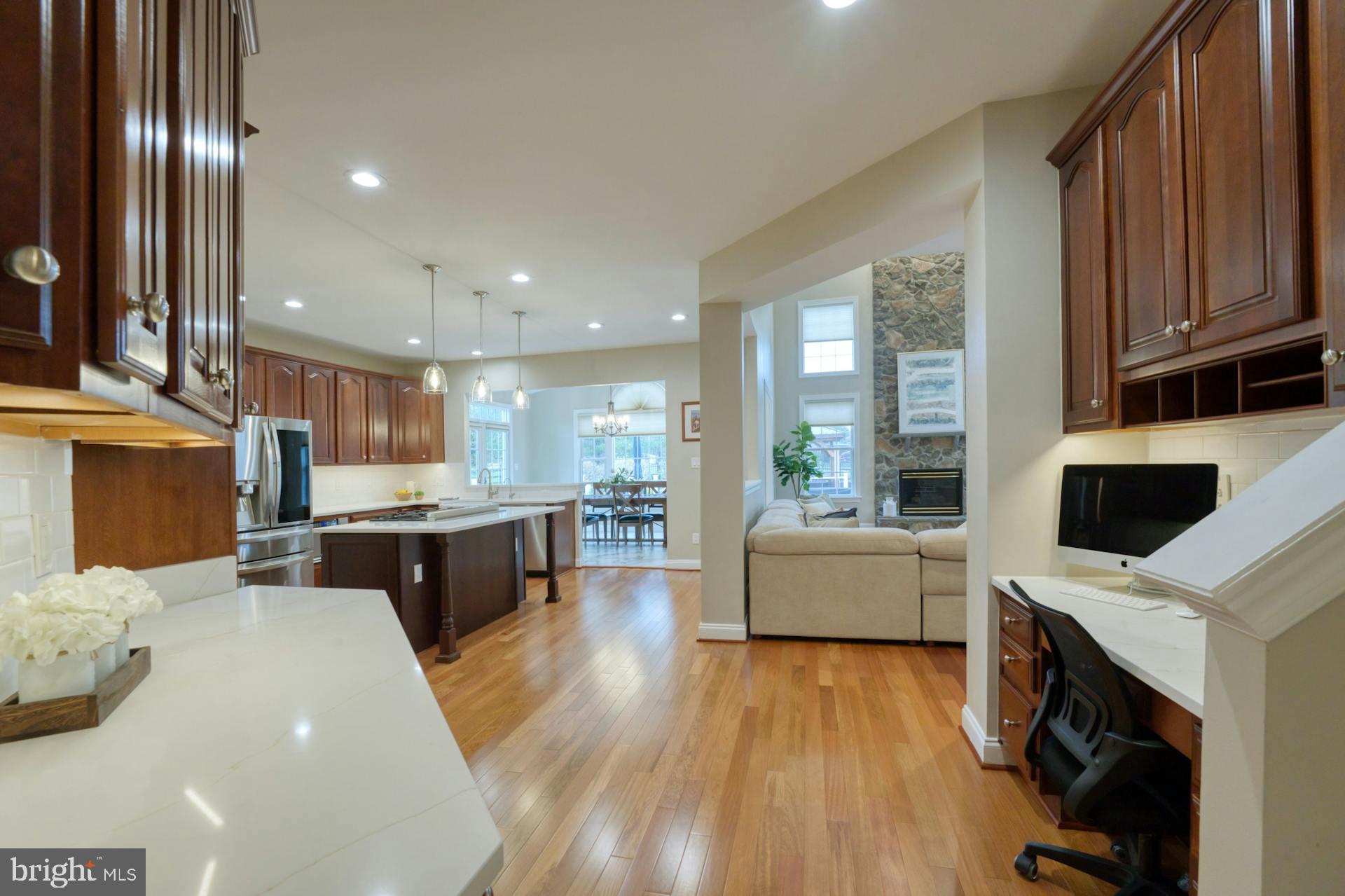 RASPBERRY FALLS - Residential