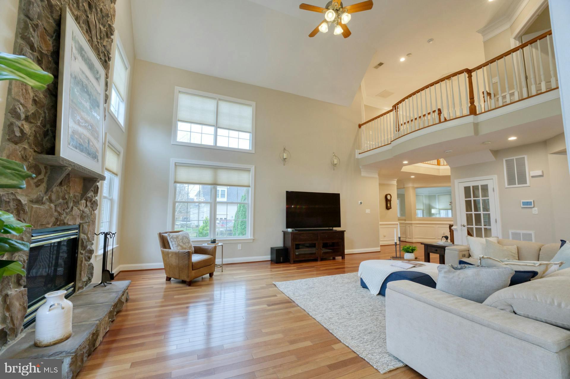 RASPBERRY FALLS - Residential