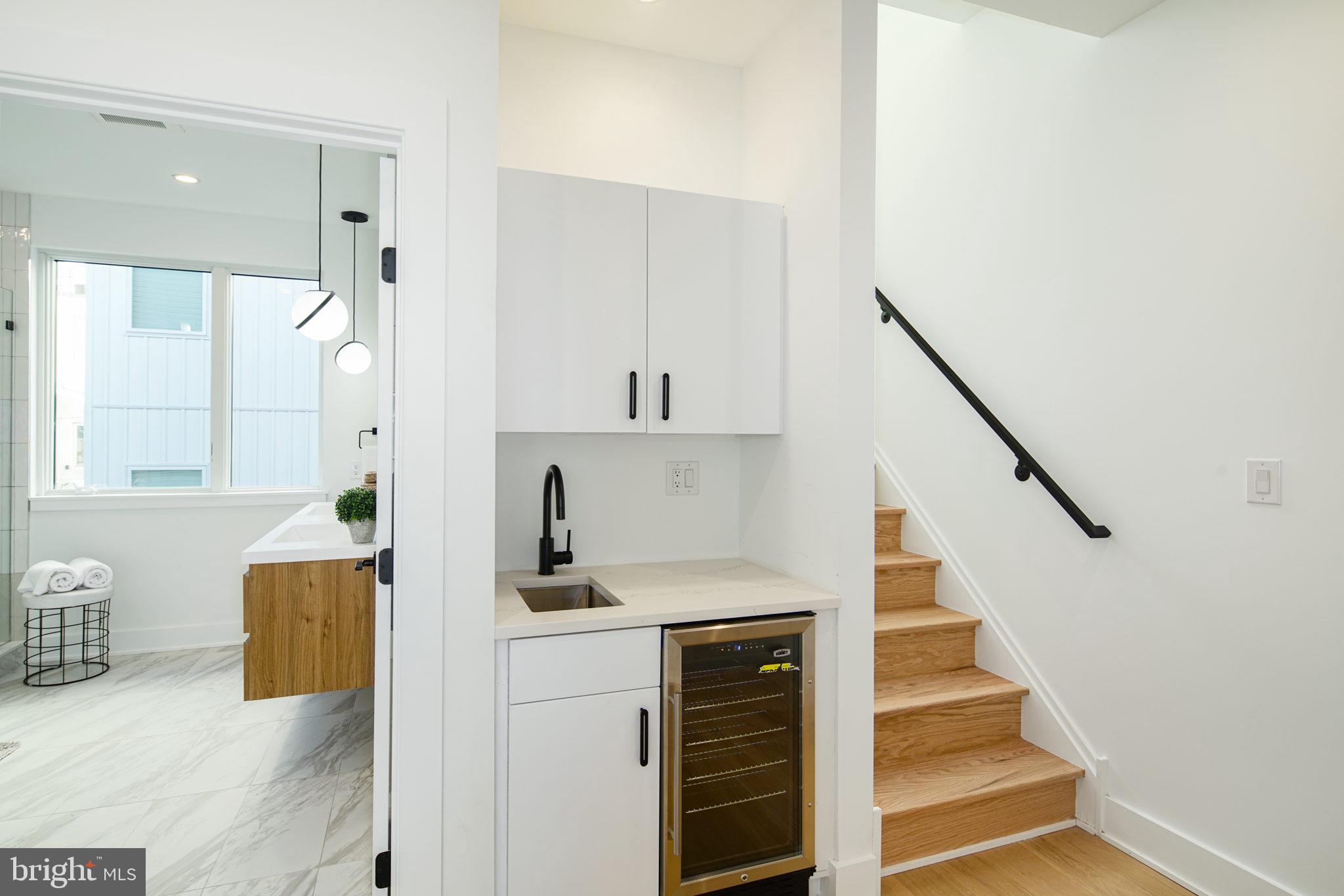 GRADUATE HOSPITAL - Residential