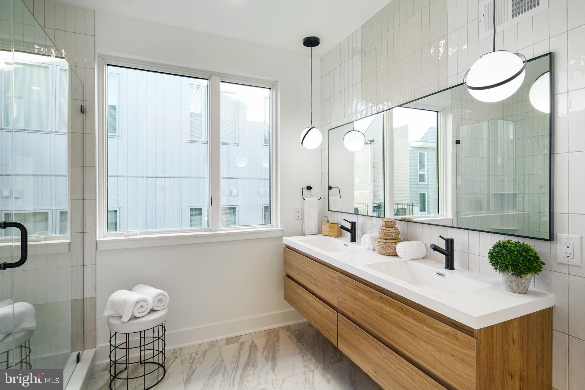 GRADUATE HOSPITAL - Residential